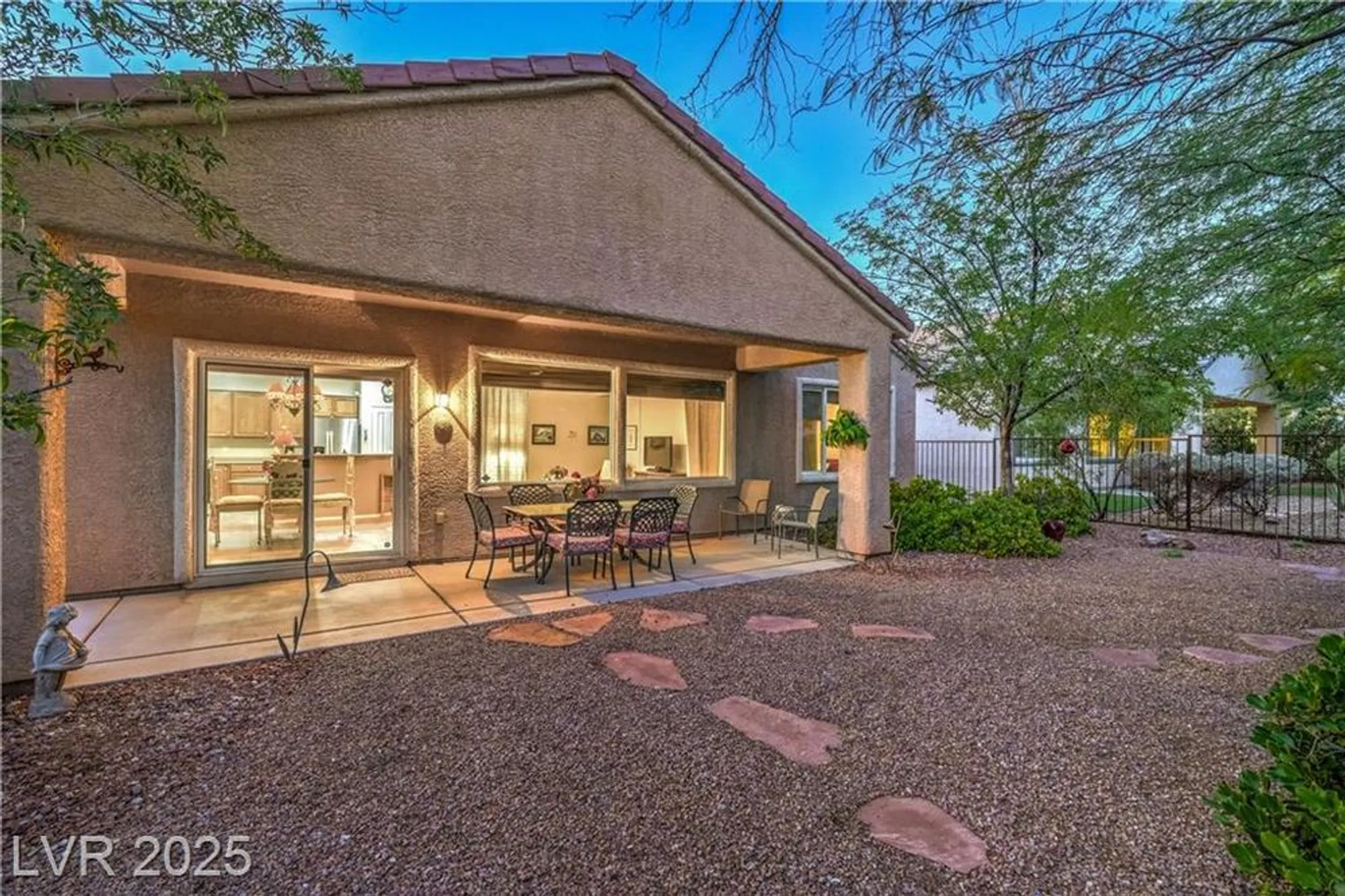 Property Slideshow image 32 of 62 | 2467 moonlight valley ave, Henderson, NV, 89044