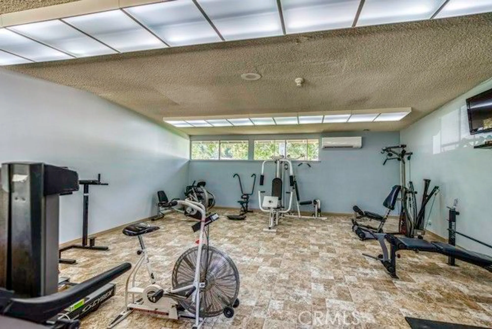 Property Slideshow image 34 of 35 | 18923 circle of friends, Newhall, CA, 91321