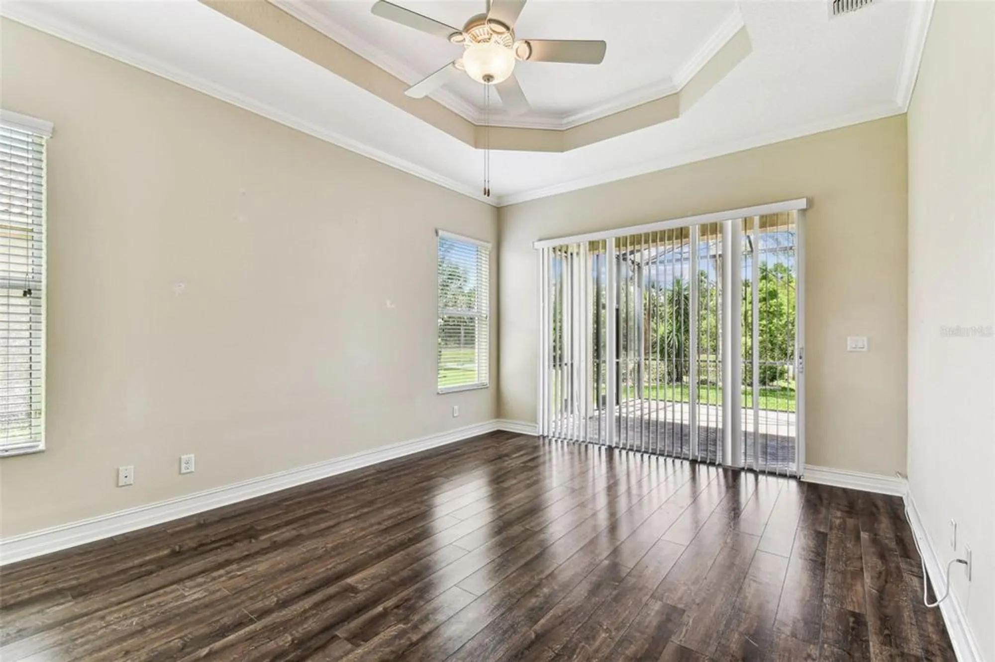 Property Slideshow image 37 of 100 | 16101 cape coral dr, Wimauma, FL, 33598