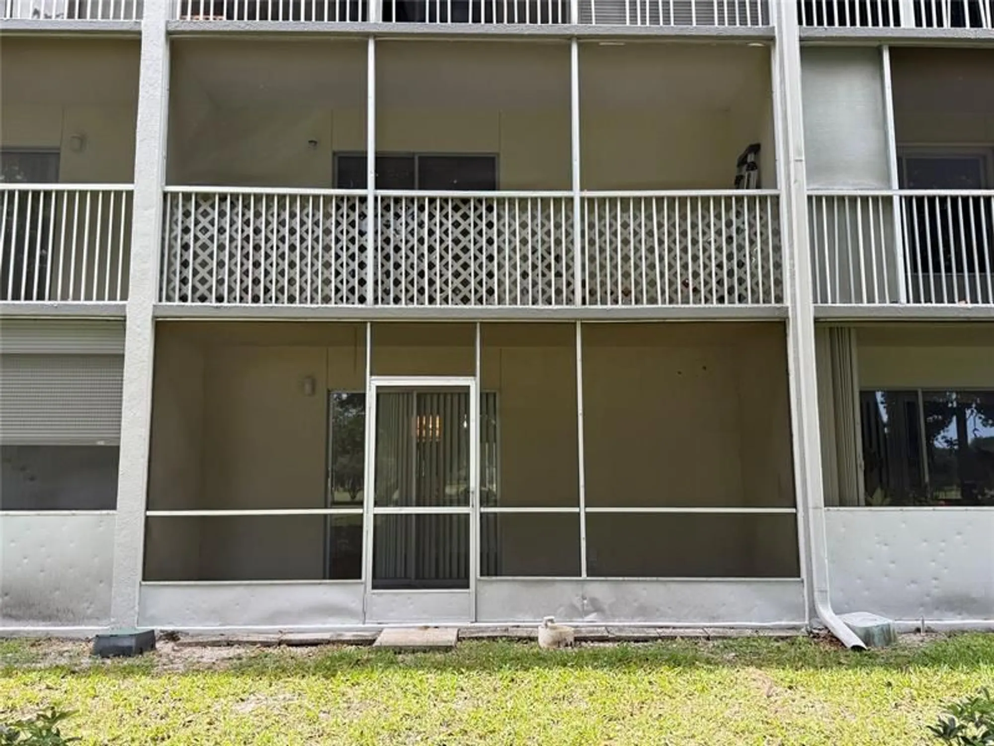 Property Slideshow image 22 of 28 | 251 sw 132nd way h108, Pembroke Pines, FL, 33027