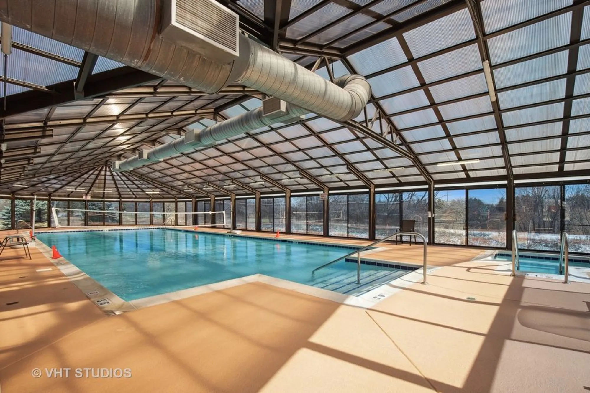 Property Slideshow image 29 of 39 | 2325 carillon dr, Grayslake, IL, 60030