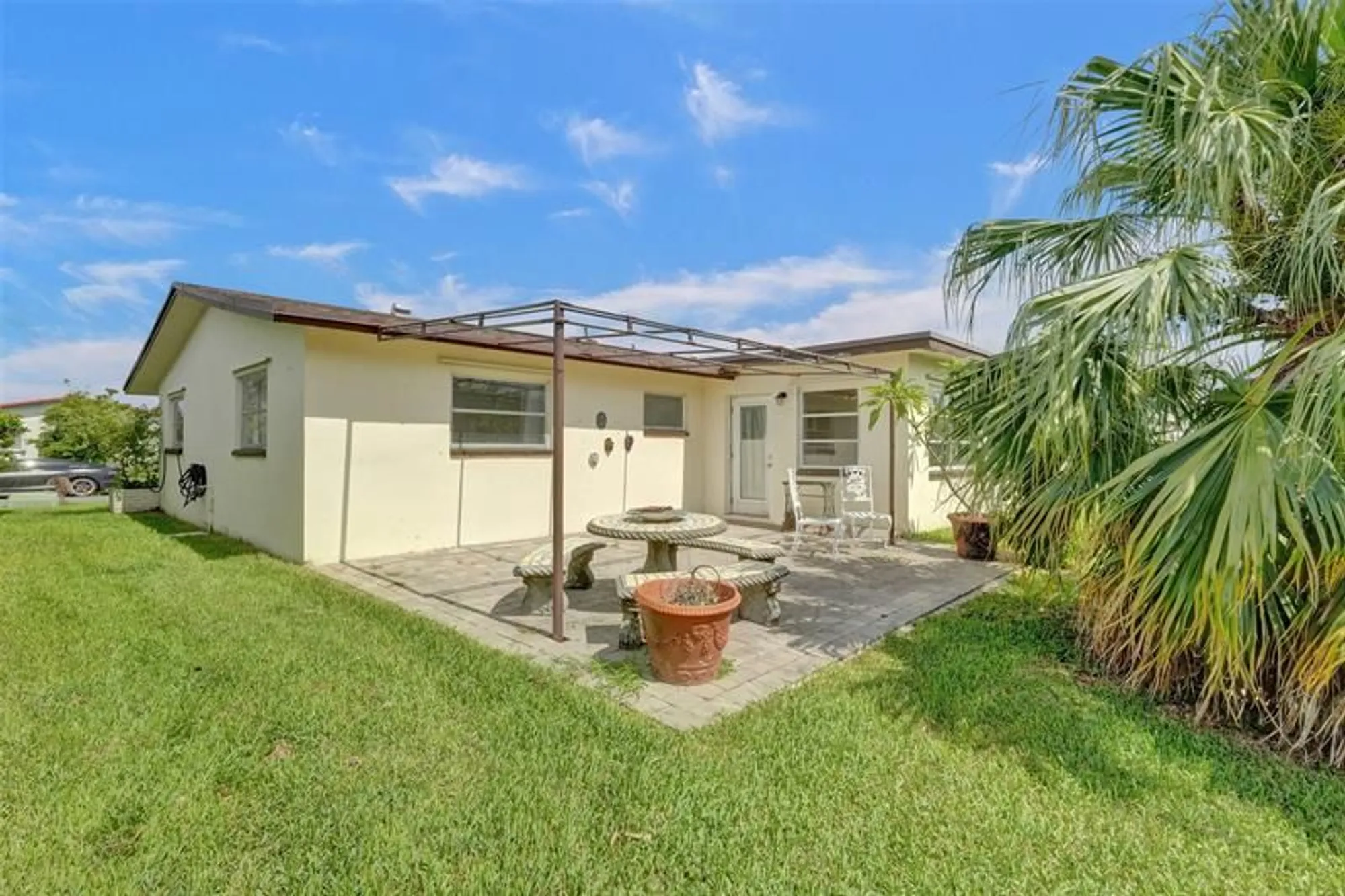 Property Slideshow image 35 of 46 | 4712 nw 41st ave, Lauderdale Lakes, FL, 33319