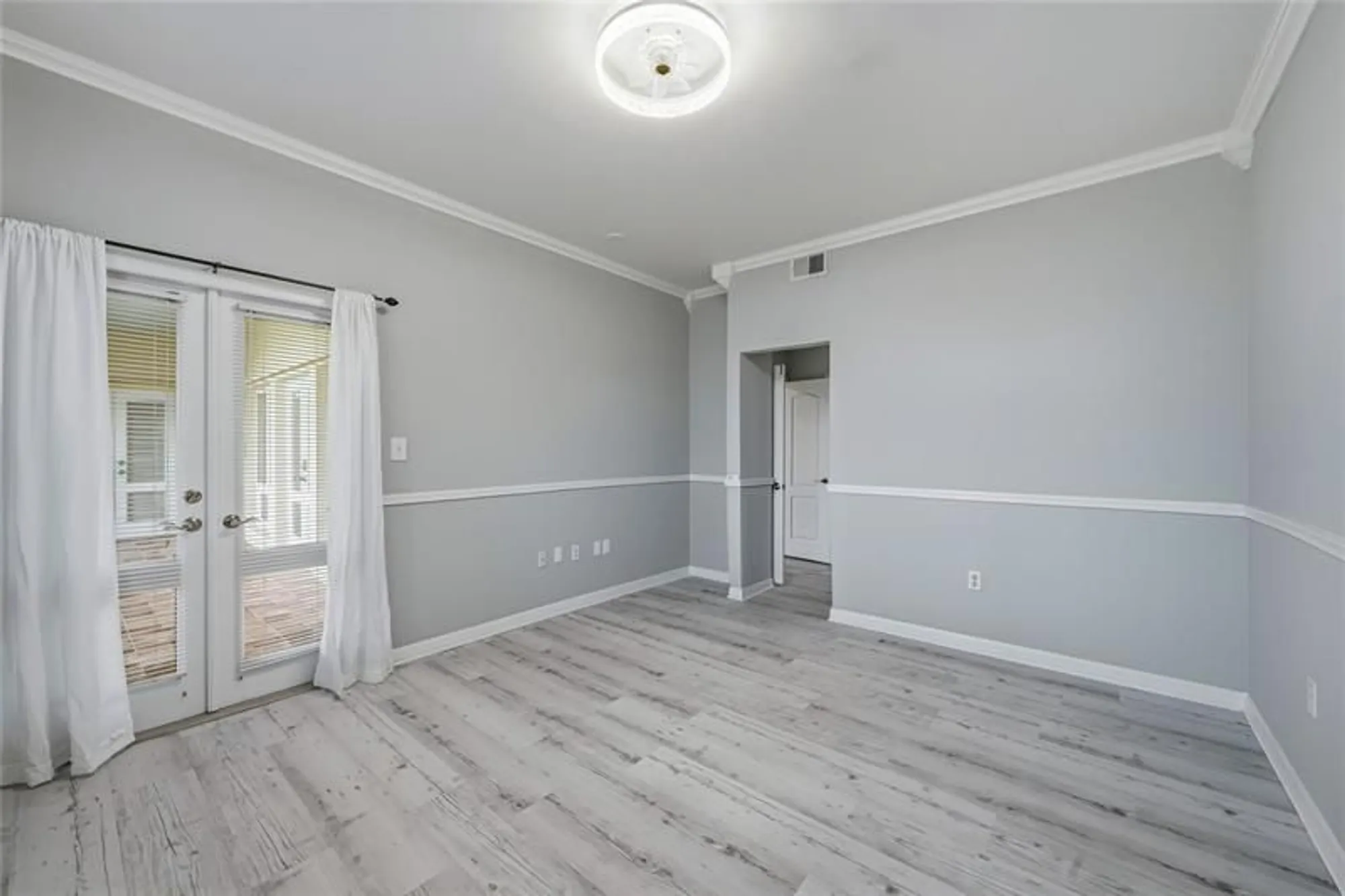 Property Slideshow image 13 of 29 | 5060 harmony cir apt 104, Vero Beach, FL, 32967