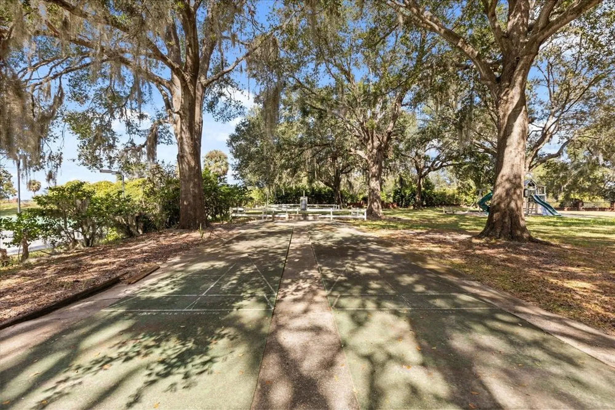 Property Slideshow image 39 of 52 | 5435 grove mnr, Lady Lake, FL, 32159