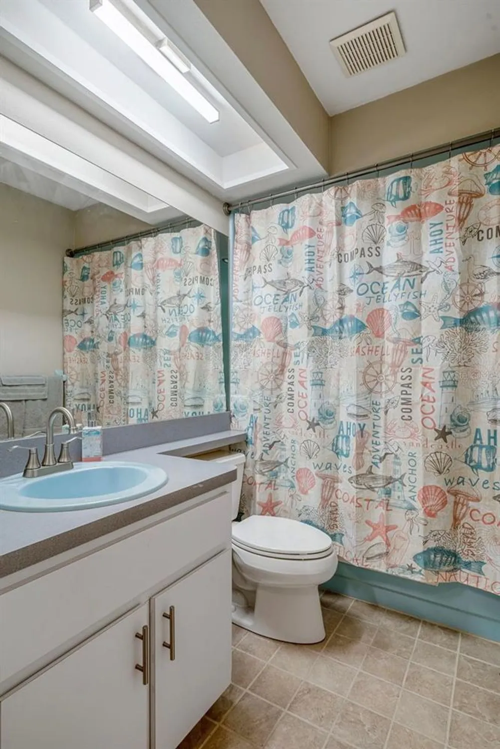 Property Slideshow image 32 of 65 | 6732 oak cluster cir, Spring Hill, FL, 34606