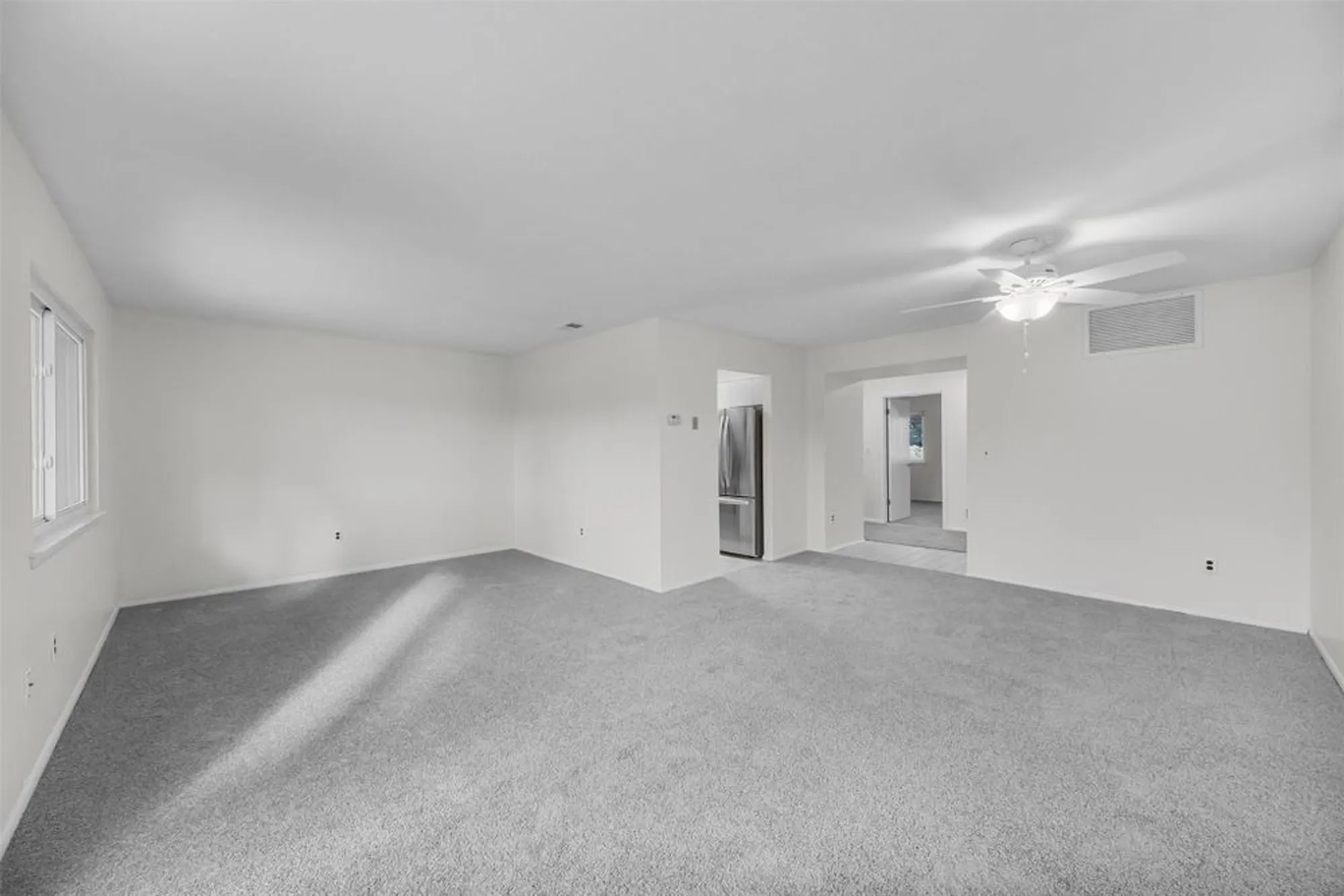 Property Slideshow image 8 of 37 | 156 carriage ct g, Yorktown Heights, NY, 10598