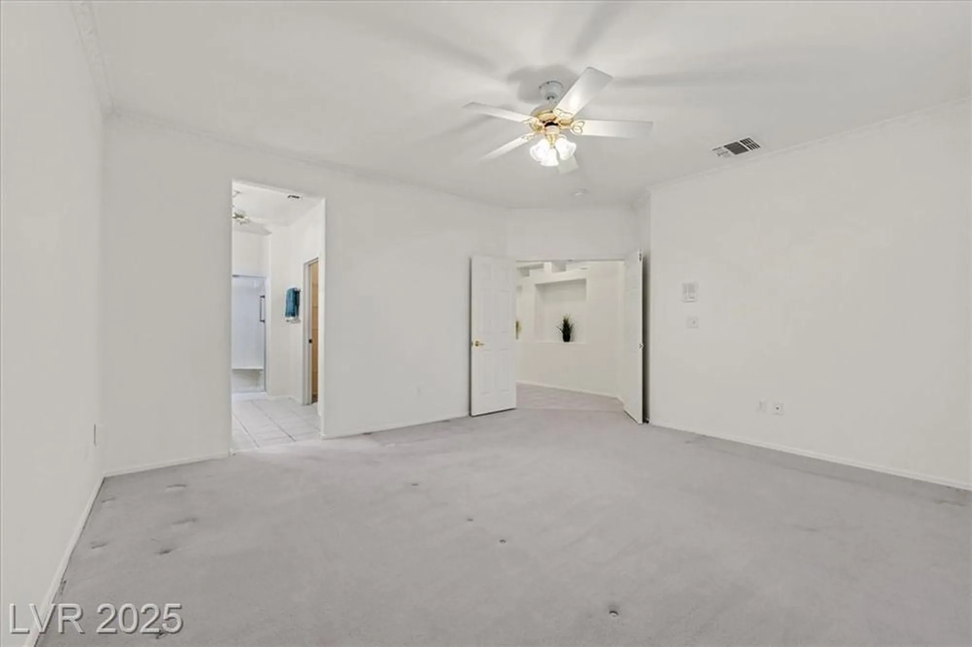 Property Slideshow image 24 of 53 | 580 cypress gardens pl, Henderson, NV, 89012