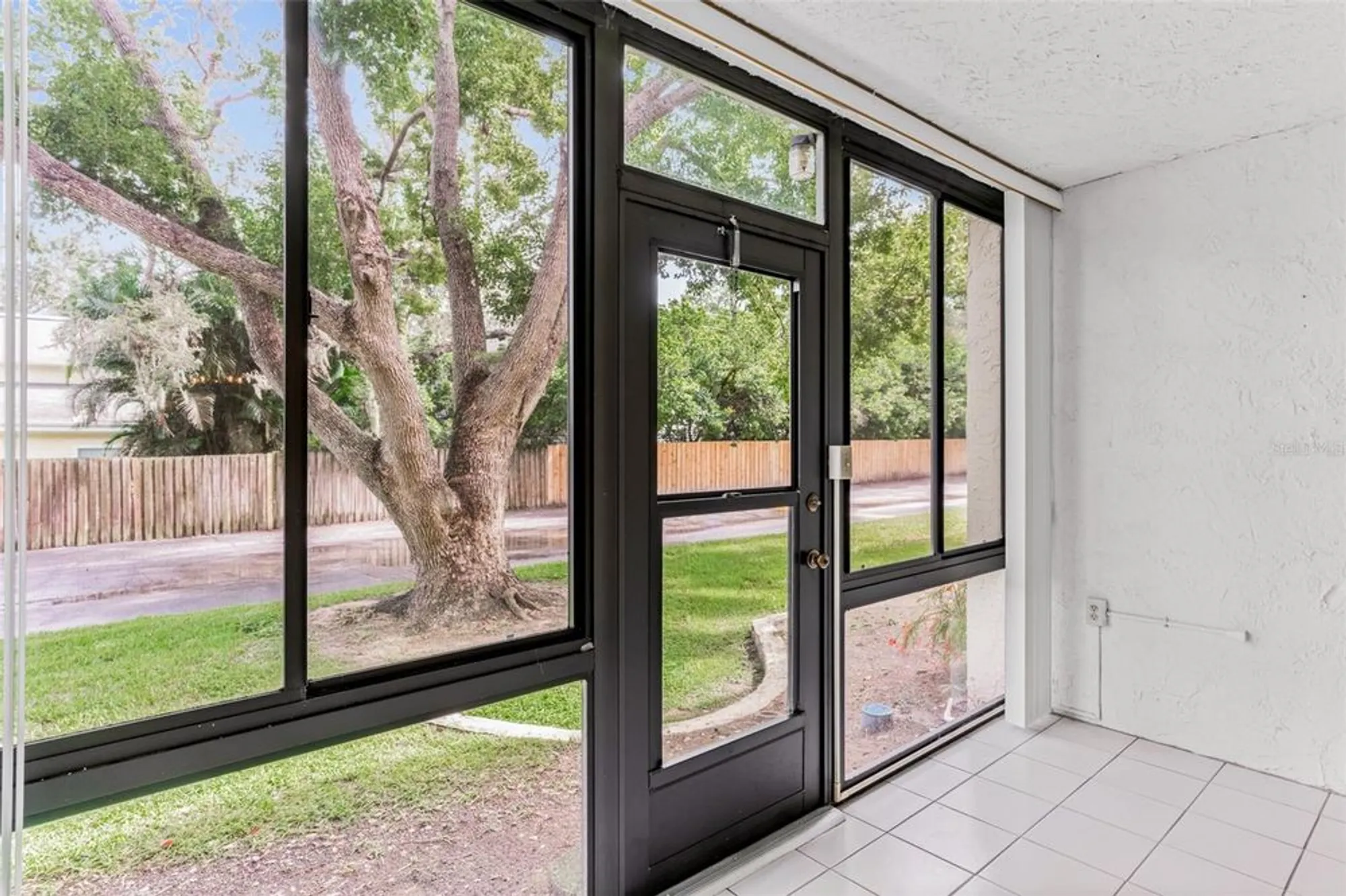 Property Slideshow image 13 of 40 | 14130 rosemary ln apt 5114, Largo, FL, 33774