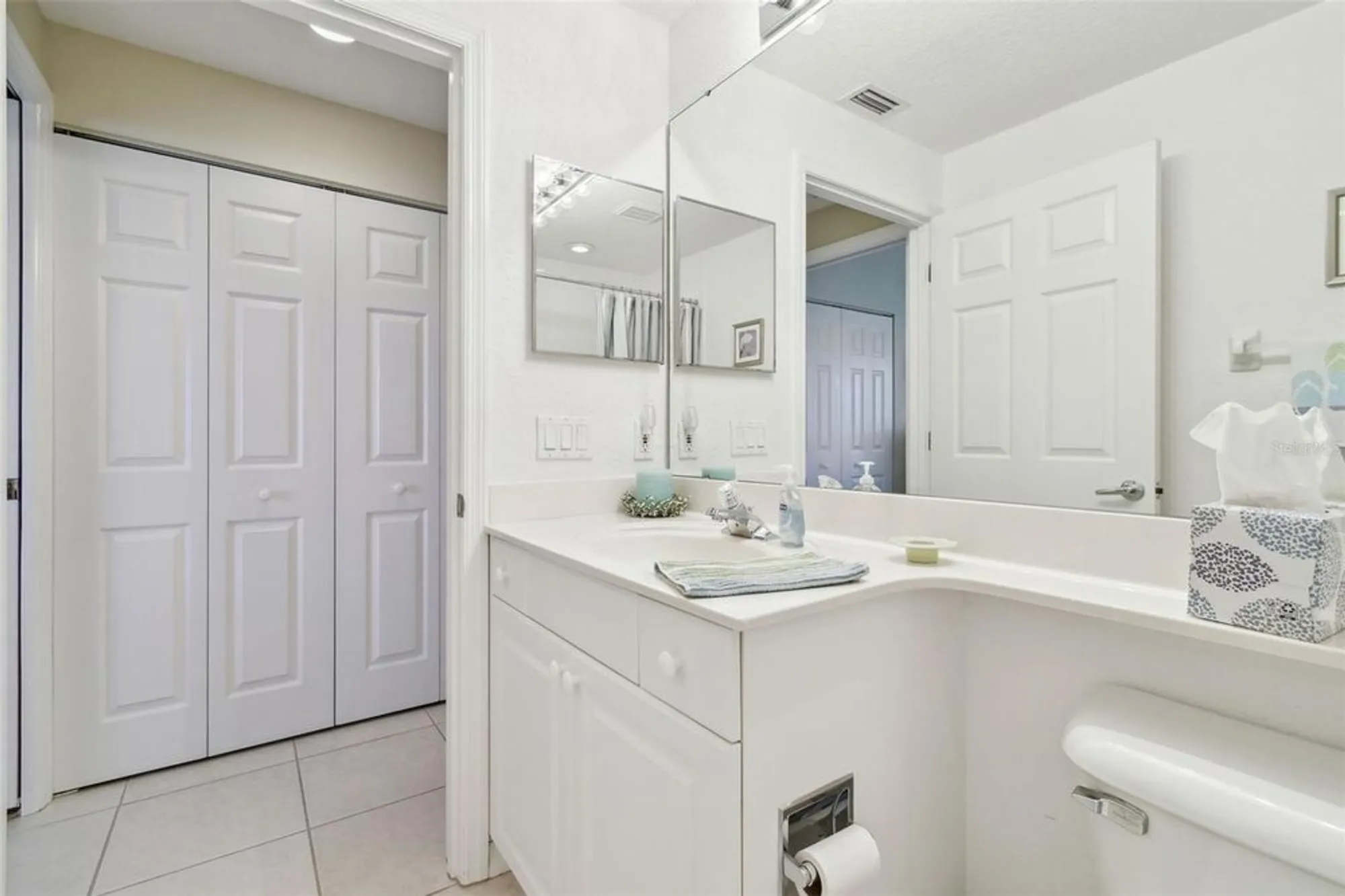 Property Slideshow image 32 of 58 | 7232 cedar hollow cir # 7232, Bradenton, FL, 34203