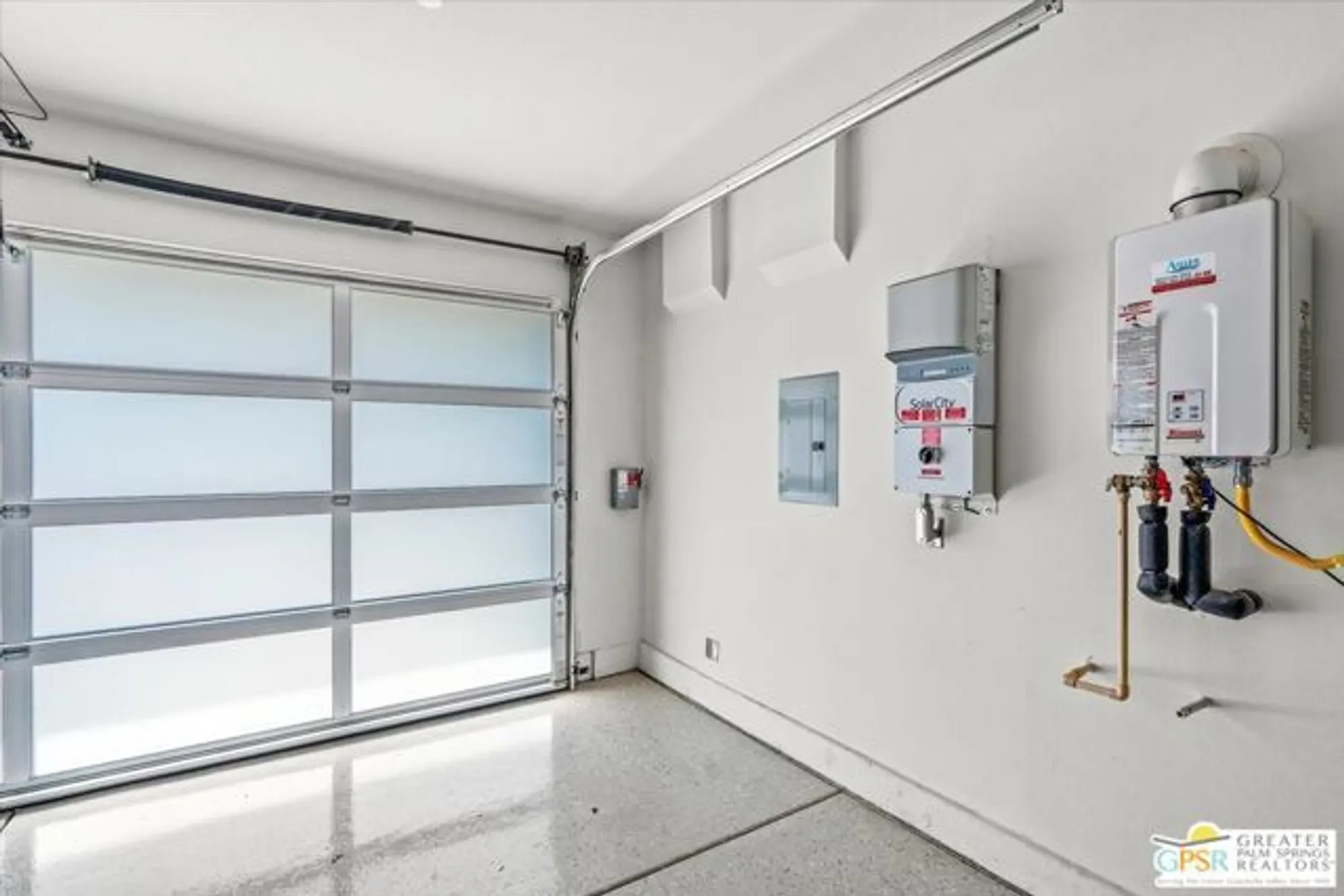 Property Slideshow image 32 of 55 | 4201 amber ln, Palm Springs, CA, 92262