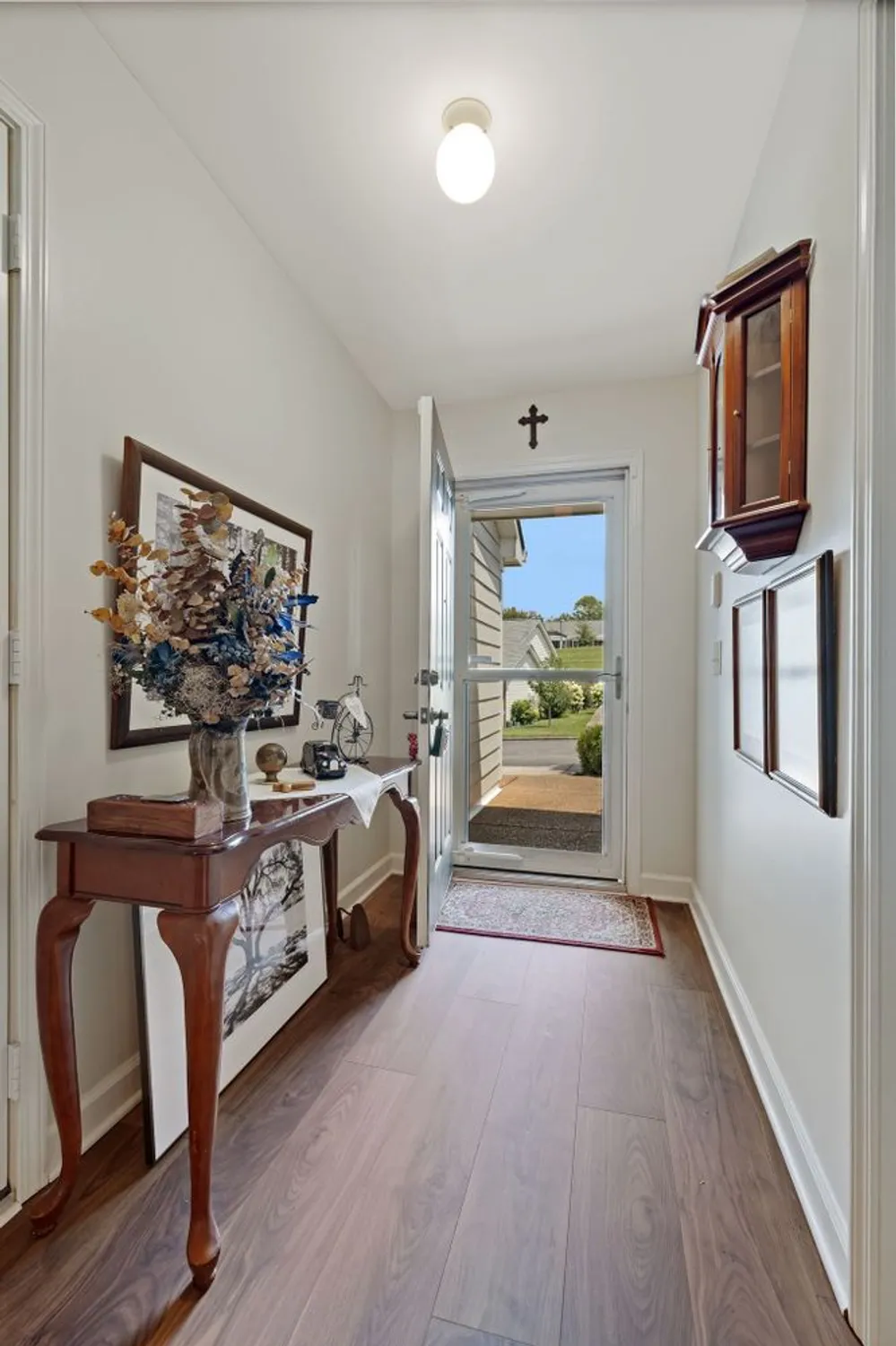 Property Slideshow image 6 of 33 | 814 marquette dr, Nashville, TN, 37205