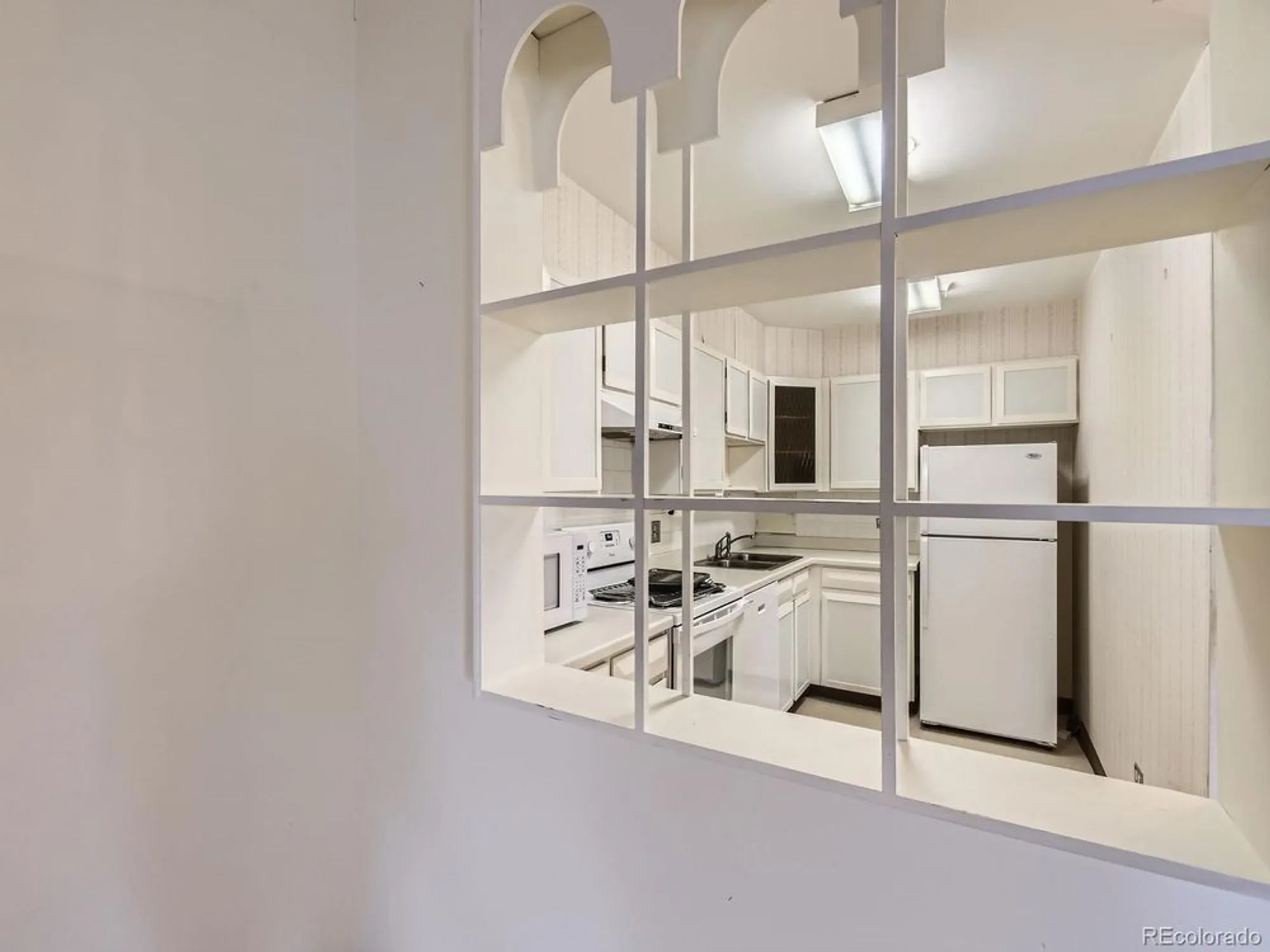 Property Slideshow image 10 of 32 | 625 s alton way 3d, Denver, CO, 80247