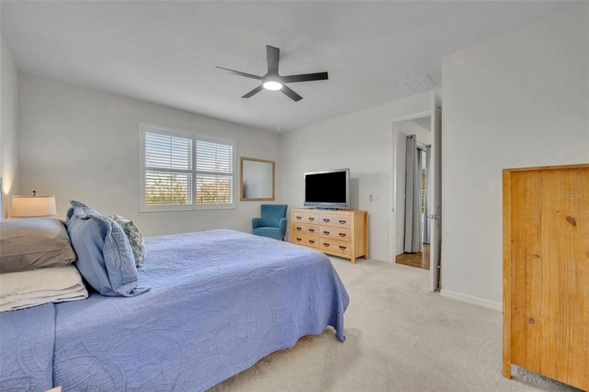 Property Slideshow image 25 of 54 | 17590 blazing star cir, Clermont, FL, 34714