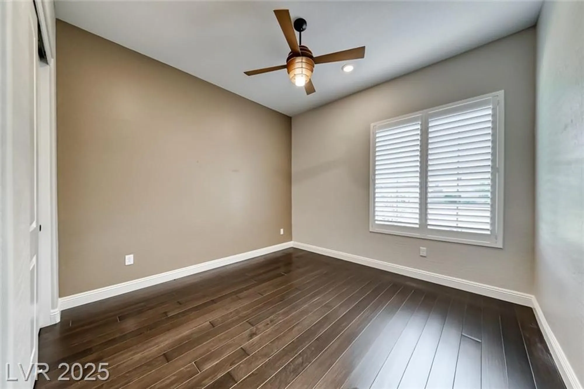 Property Slideshow image 38 of 72 | 125 mirage view dr, Henderson, NV, 89011