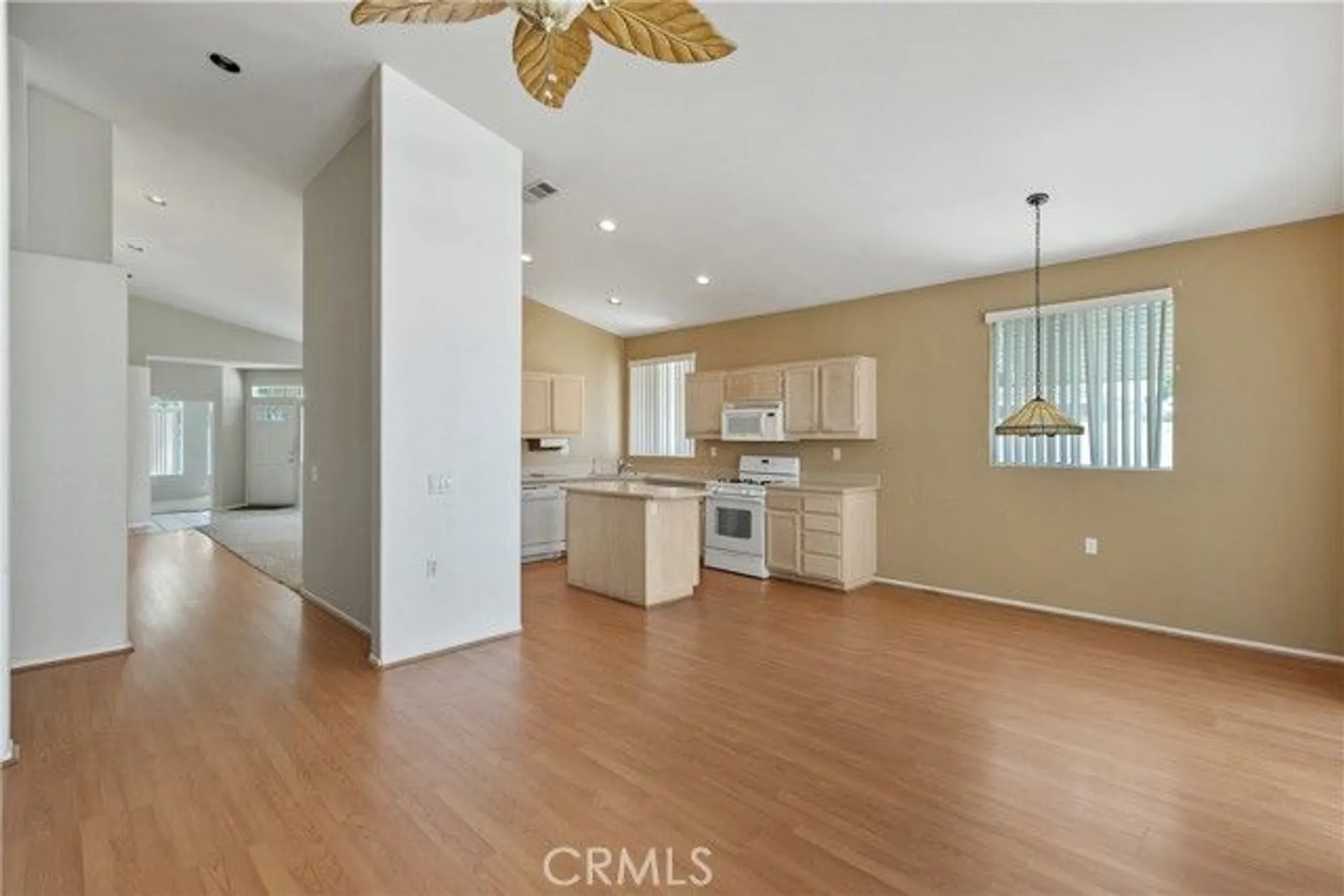 Property Slideshow image 11 of 53 | 26911 tropicana dr, Menifee, CA, 92585