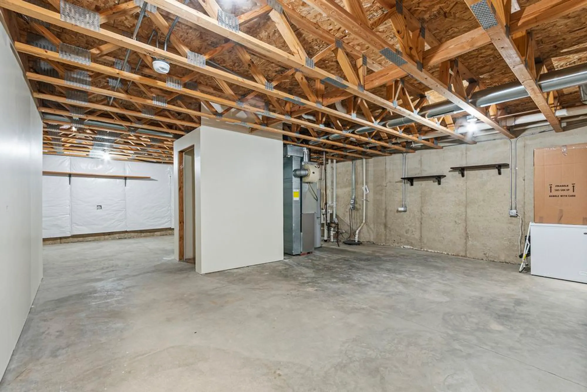 Property Slideshow image 15 of 31 | 631 belmont ln, Carol Stream, IL, 60188