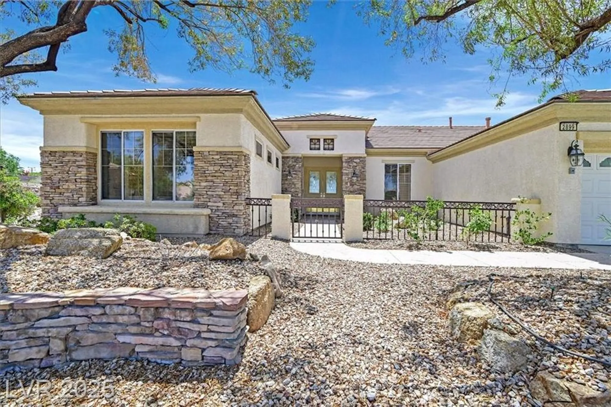 Property Slideshow image 2 of 64 | 2899 brook trout ct, Henderson, NV, 89052
