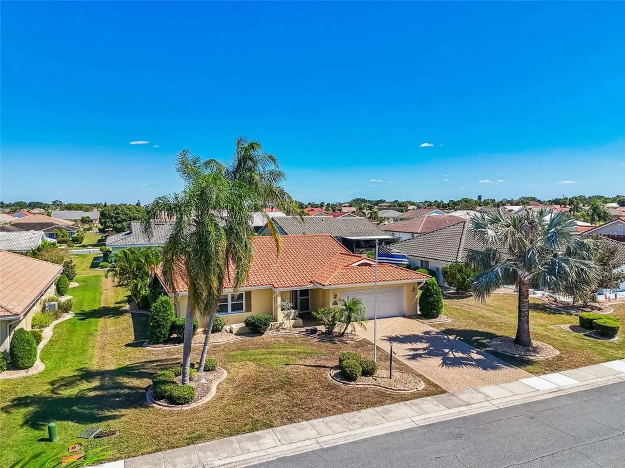 Property Slideshow image 48 of 62 | 706 plumbrook rd, Sun City Center, FL, 33573