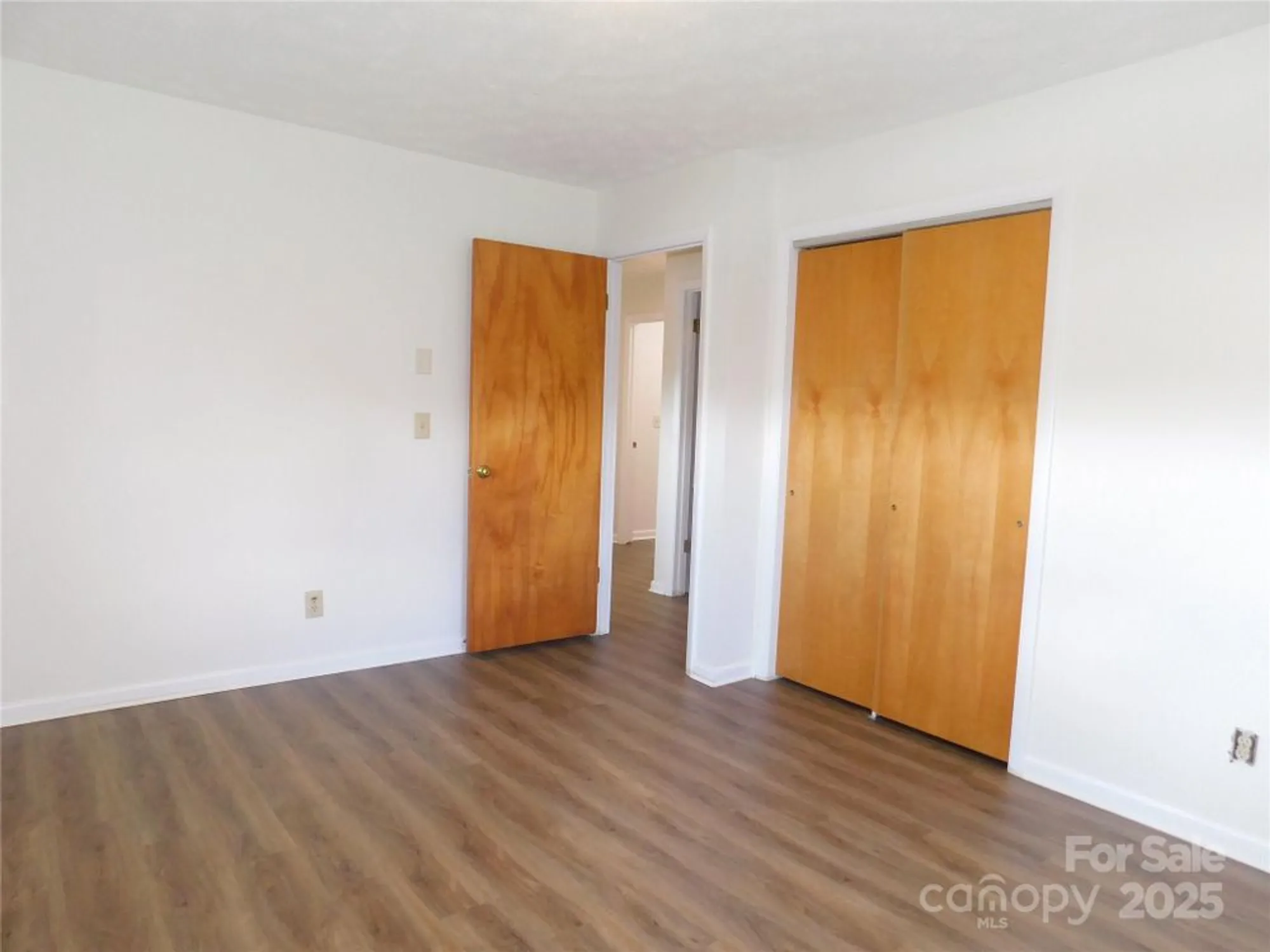 Property Slideshow image 19 of 33 | 125 fulton dr, Hendersonville, NC, 28792