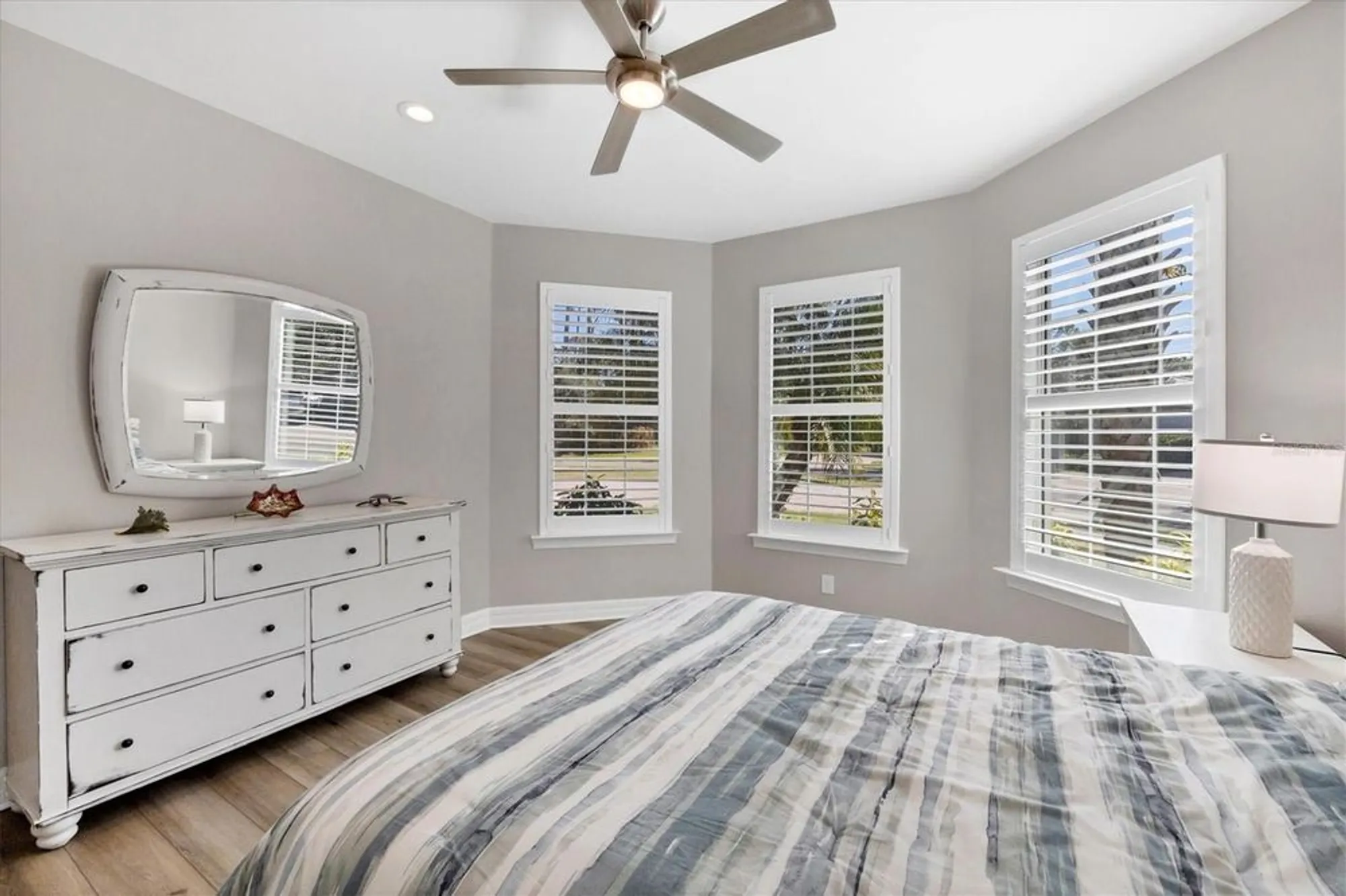 Property Slideshow image 26 of 66 | 6144 abaco dr, Sarasota, FL, 34238