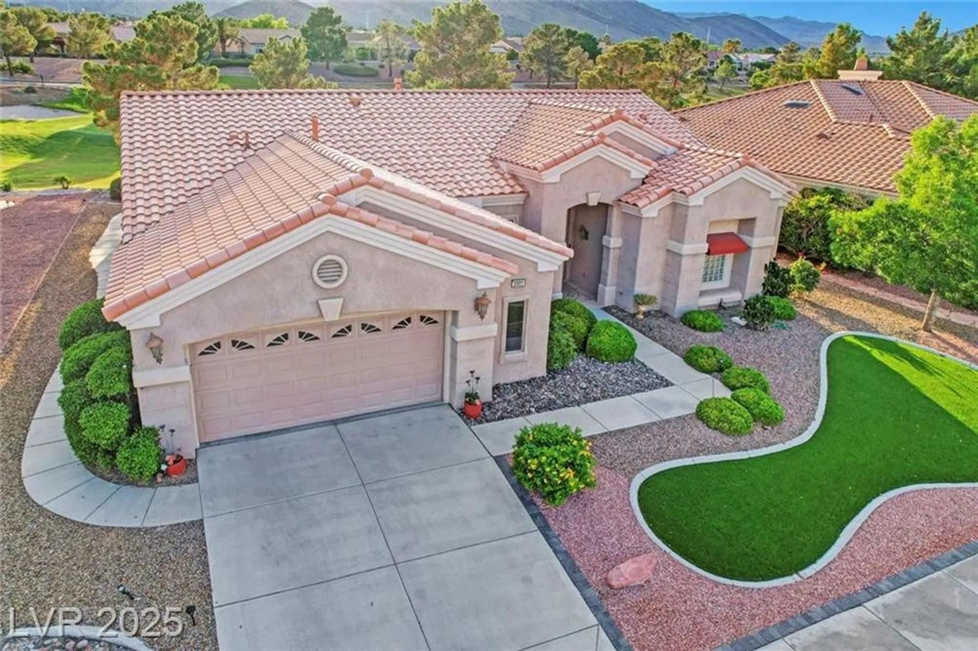 Property Slideshow image 28 of 29 | 3001 swan hill dr, Las Vegas, NV, 89134