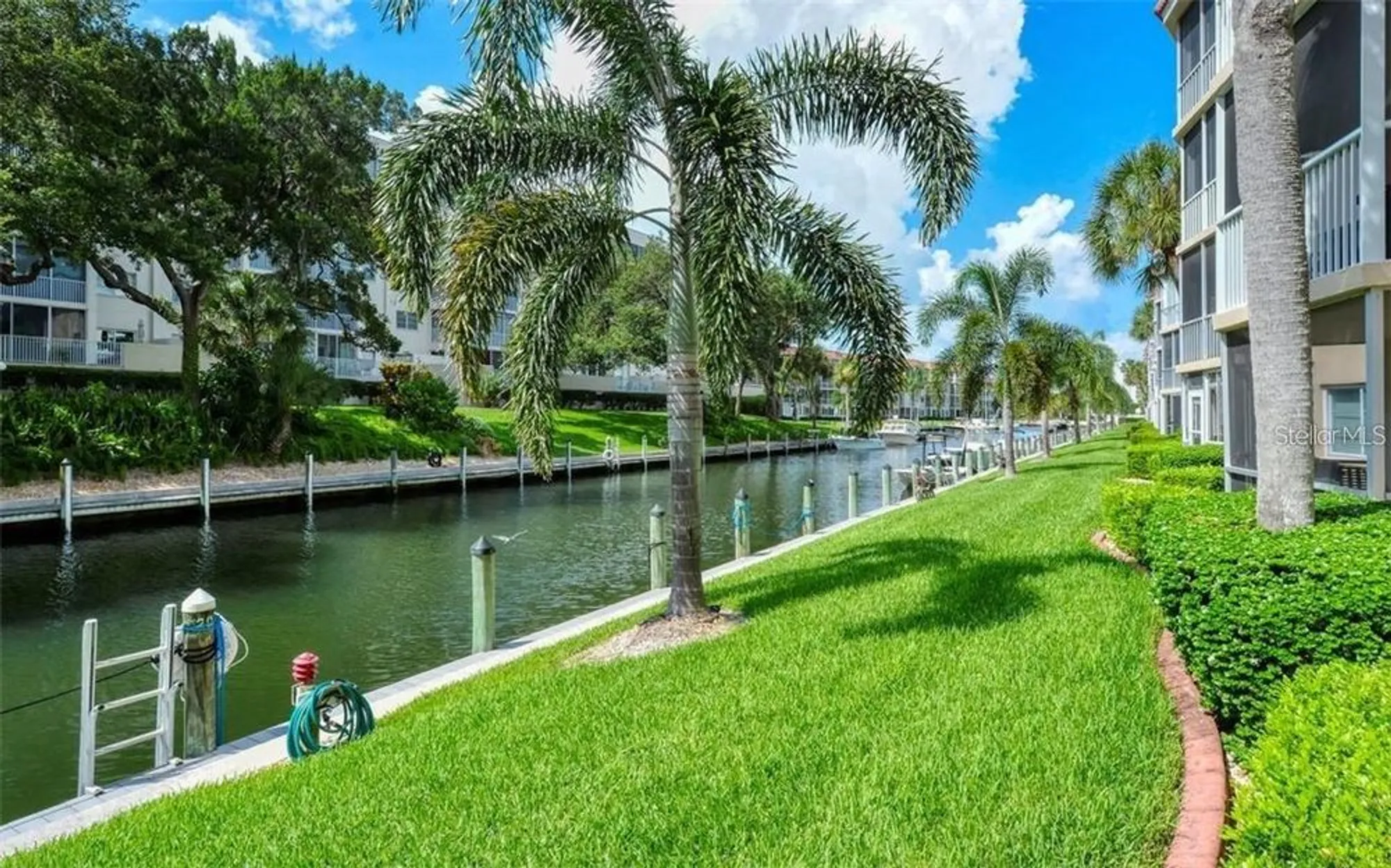 Property Slideshow image 4 of 60 | 1350 n portofino dr apt 108, Sarasota, FL, 34242