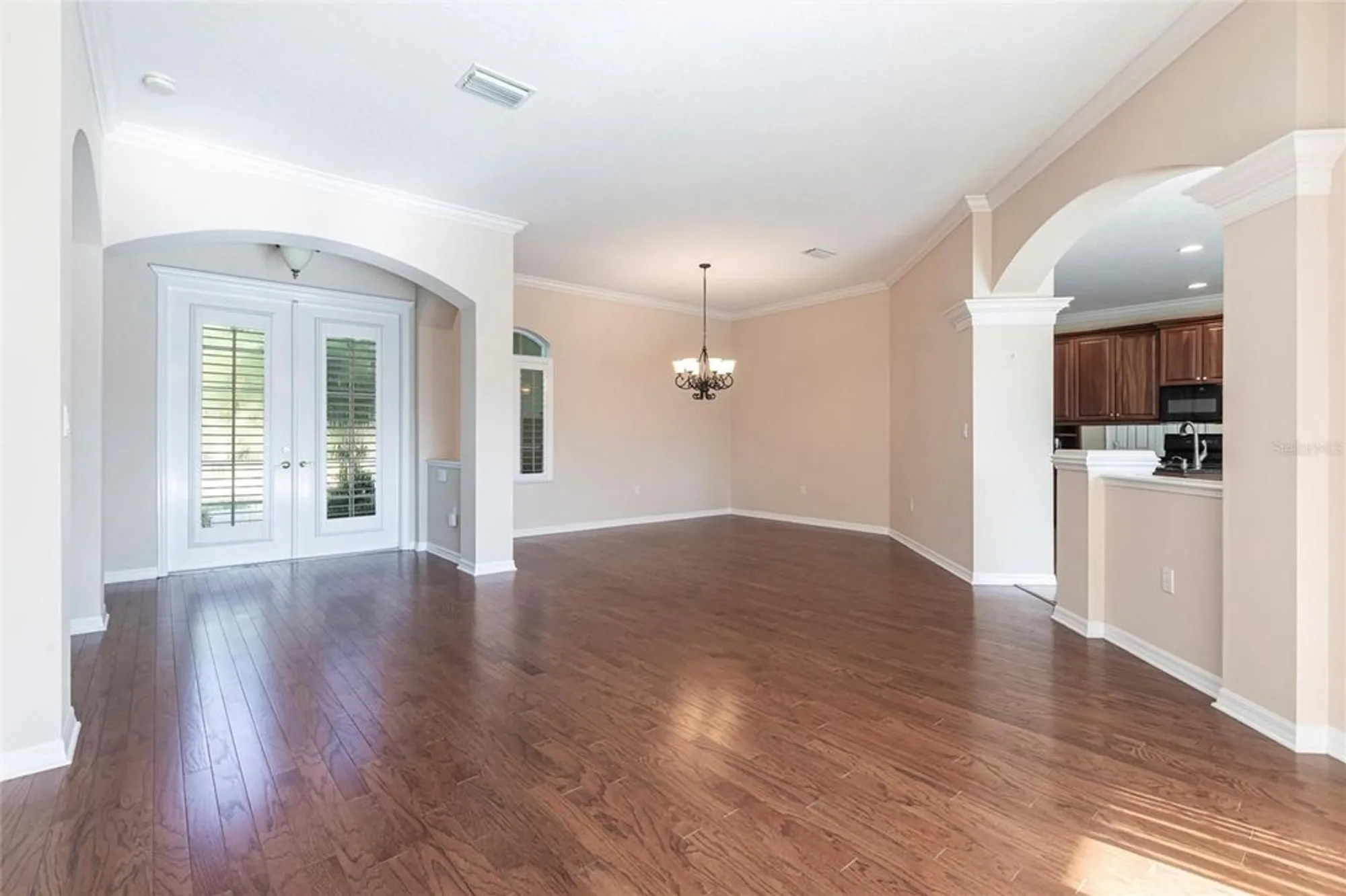 Property Slideshow image 8 of 51 | 7211 treymore ct, Sarasota, FL, 34243