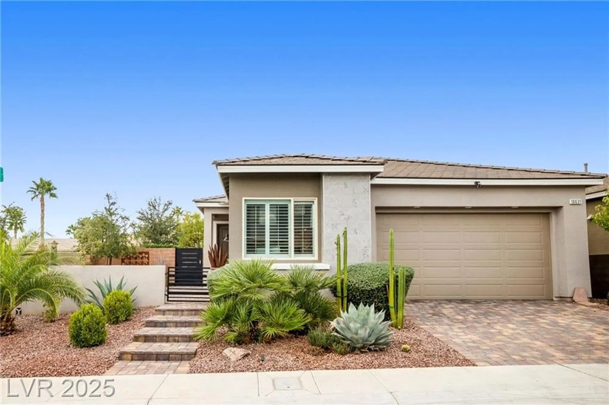 Property Slideshow image 38 of 45 | 10631 silver pond ave, Las Vegas, NV, 89135