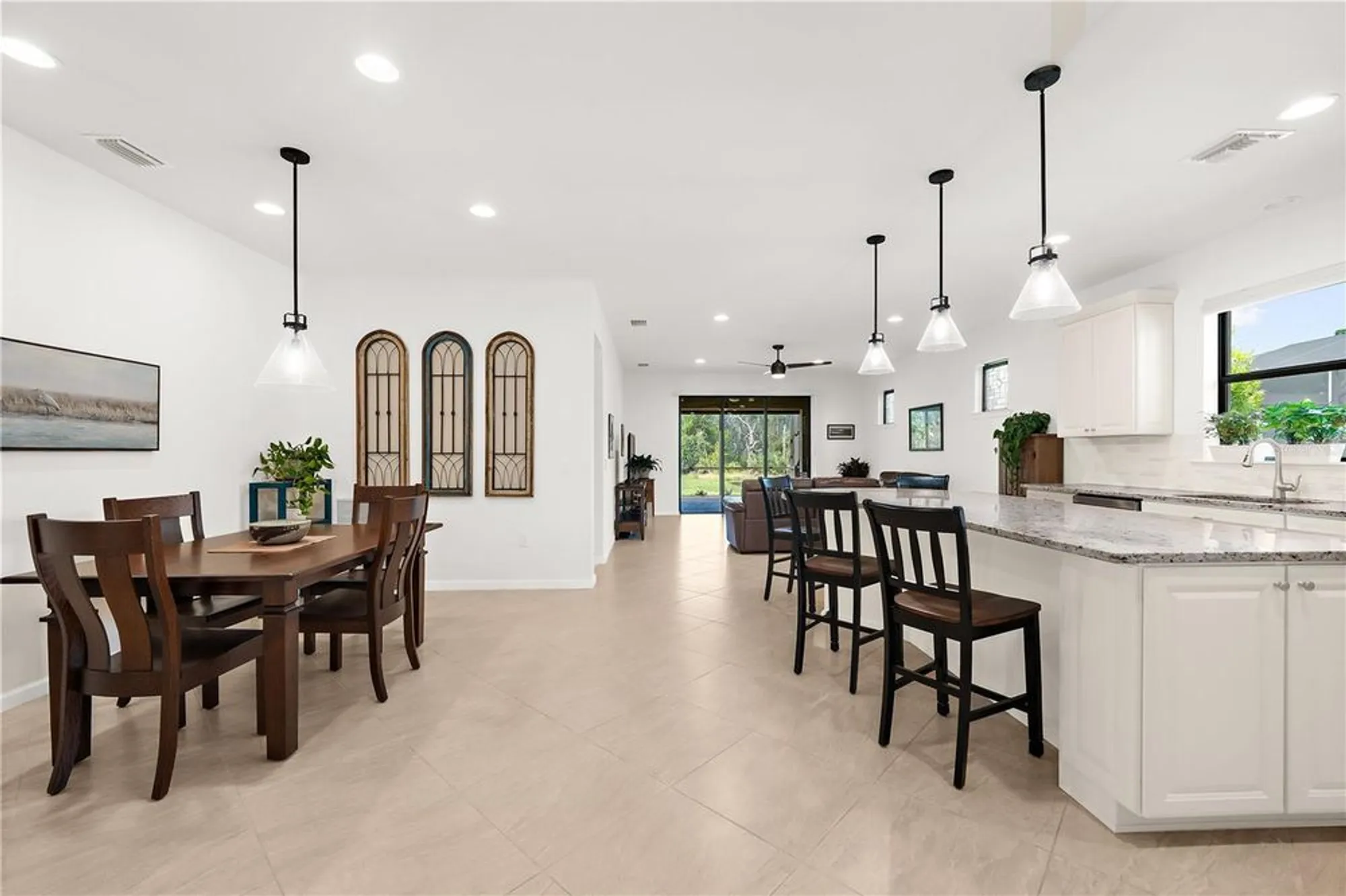 Property Slideshow image 10 of 94 | 6912 gosport cv, Bradenton, FL, 34202