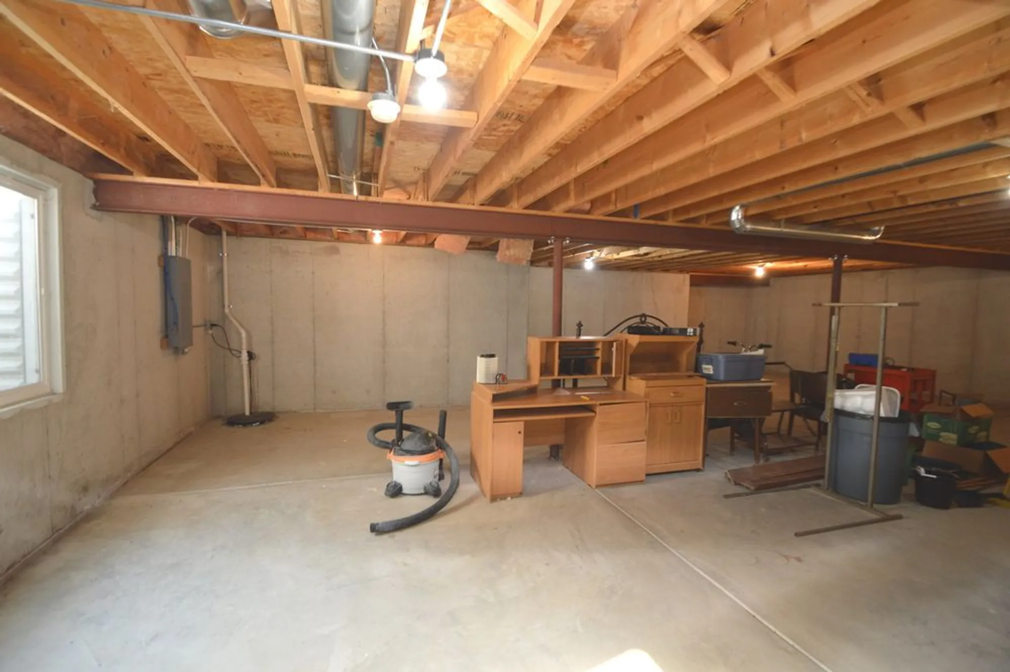 Property Slideshow image 21 of 27 | 733 s mecosta ln, Romeoville, IL, 60446