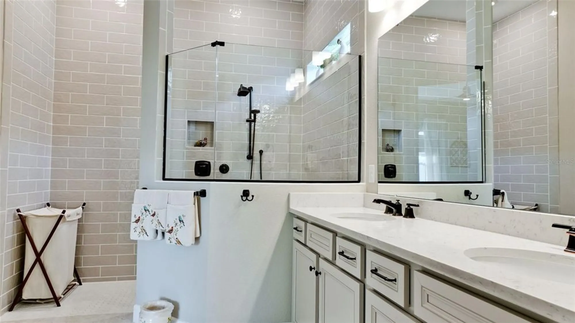 Property Slideshow image 26 of 64 | 8609 seascape cv, Parrish, FL, 34219