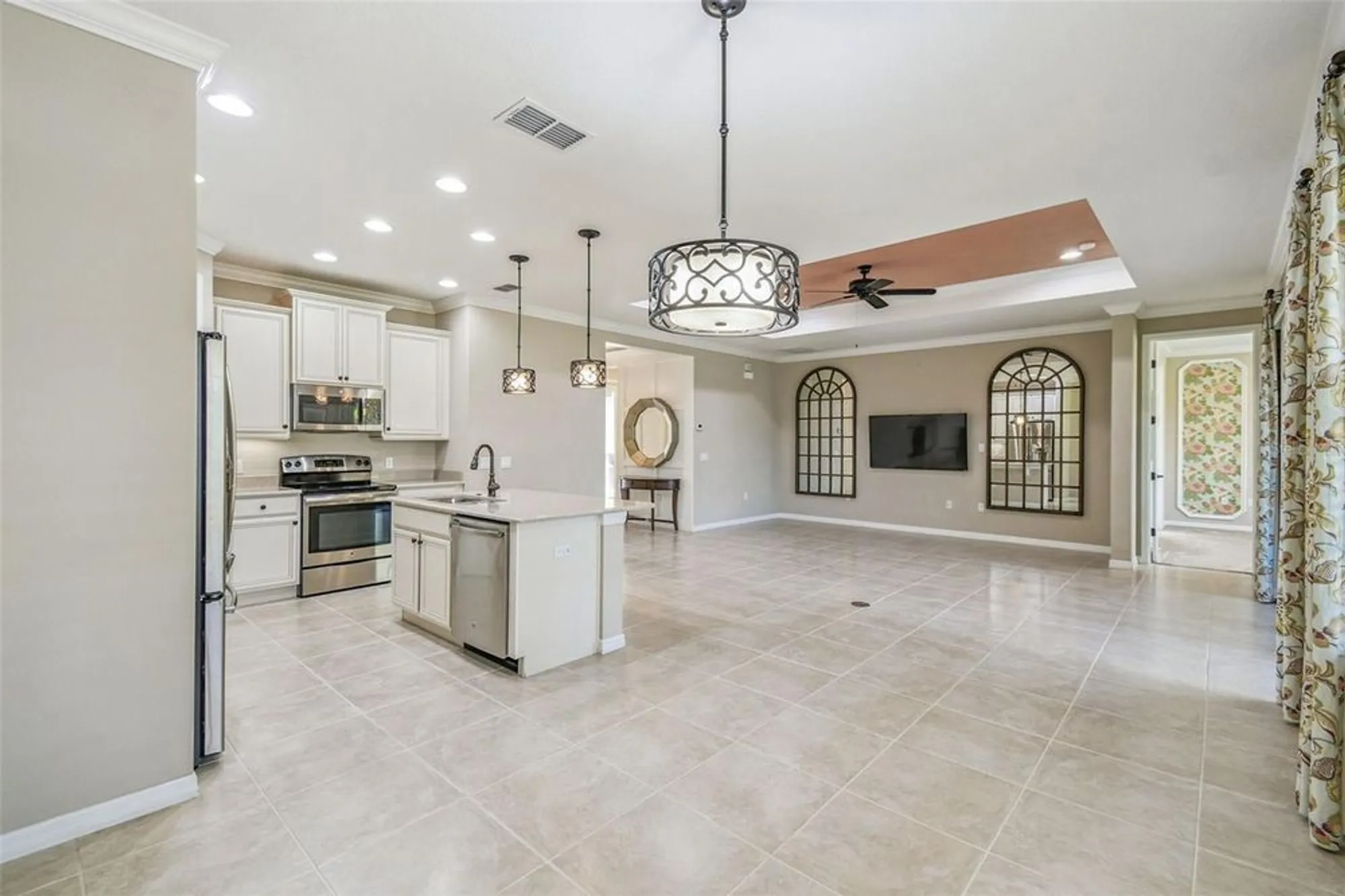Property Slideshow image 6 of 54 | 159 casavista dr, Kissimmee, FL, 34759