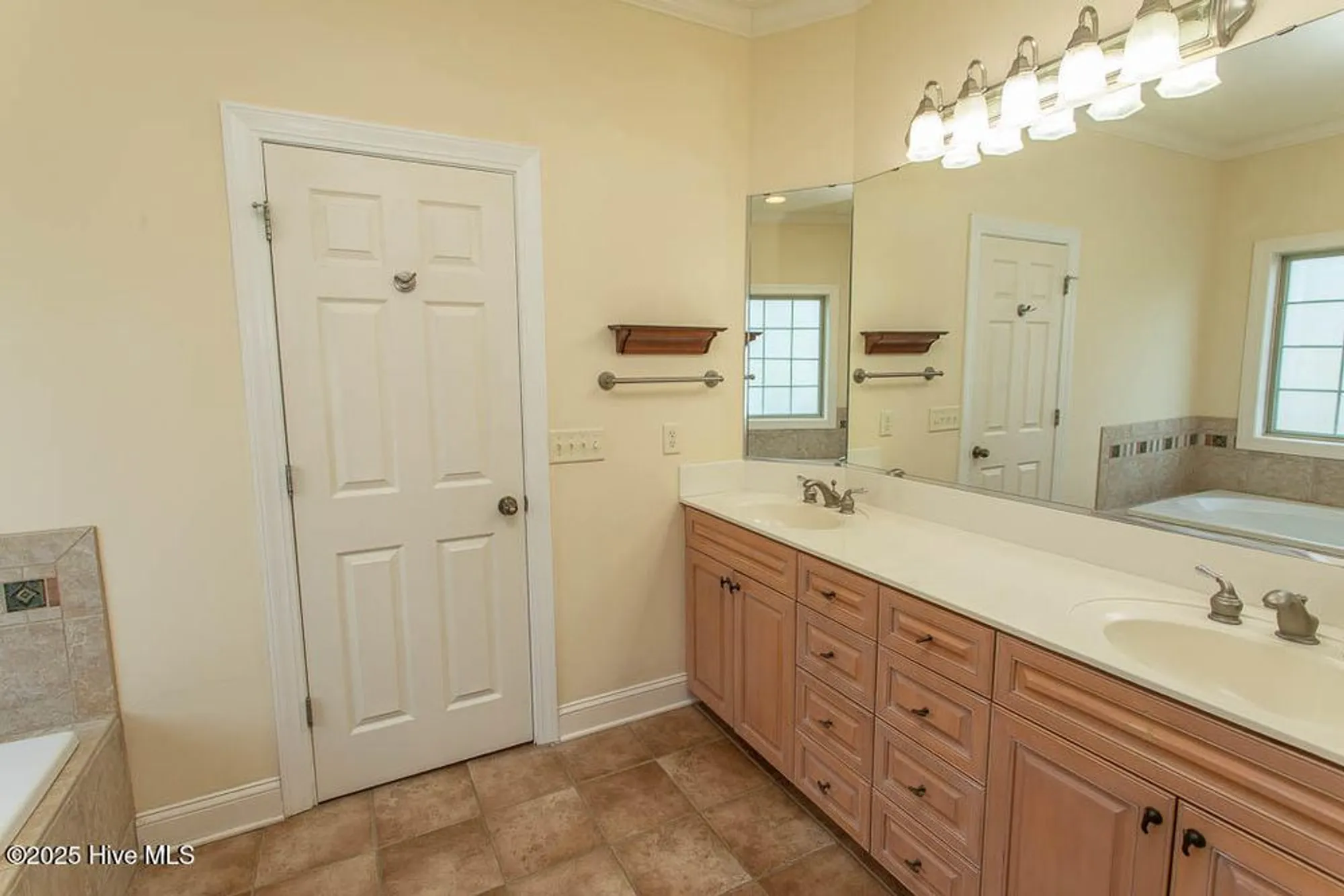 Property Slideshow image 27 of 76 | 62 abbington pl, Ocean Isle Beach, NC, 28469