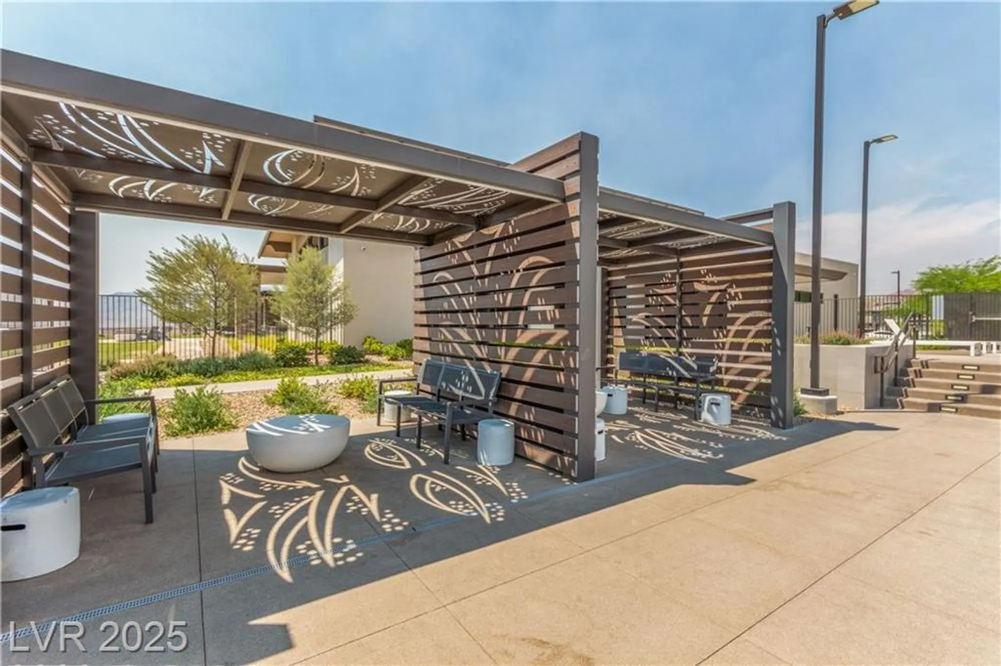 Property Slideshow image 32 of 43 | 905 belleforte ln, Las Vegas, NV, 89138