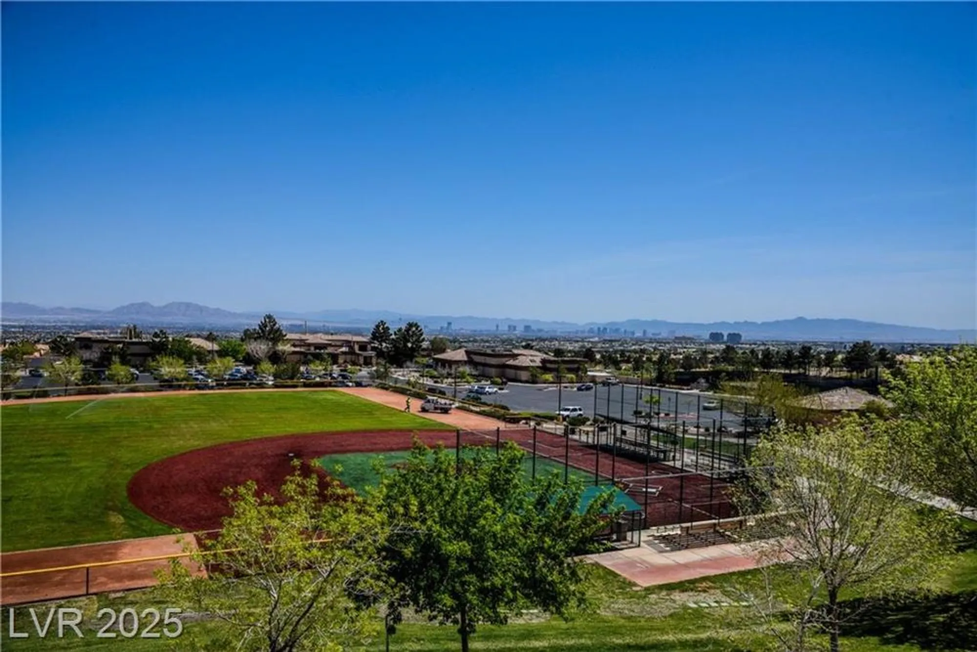 Property Slideshow image 53 of 72 | 2548 tumble brook dr, Las Vegas, NV, 89134