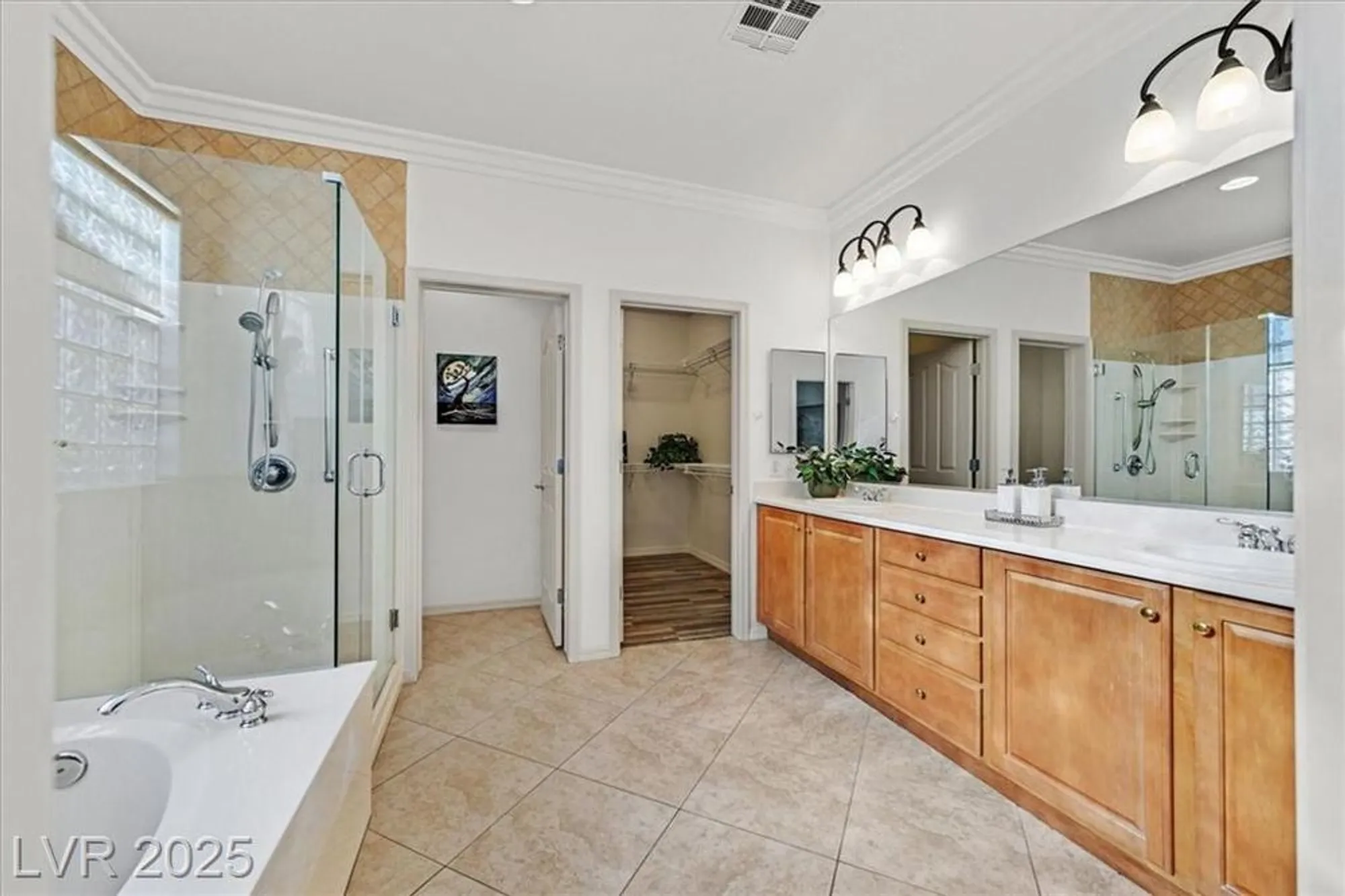 Property Slideshow image 15 of 40 | 2164 sawtooth mountain dr, Henderson, NV, 89044