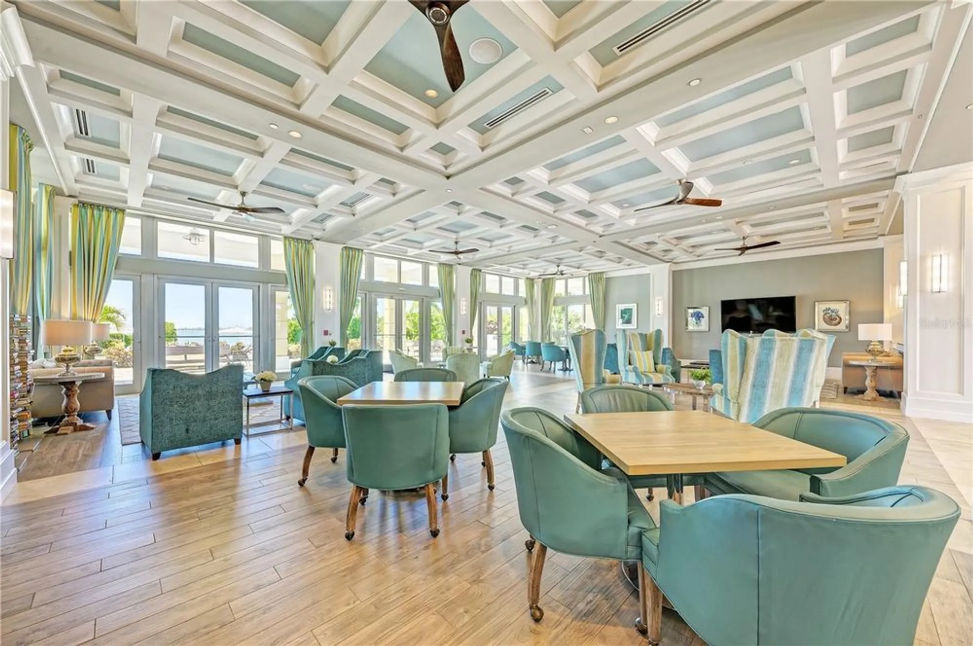 Property Slideshow image 65 of 89 | 379 aruba cir unit 202, Bradenton, FL, 34209