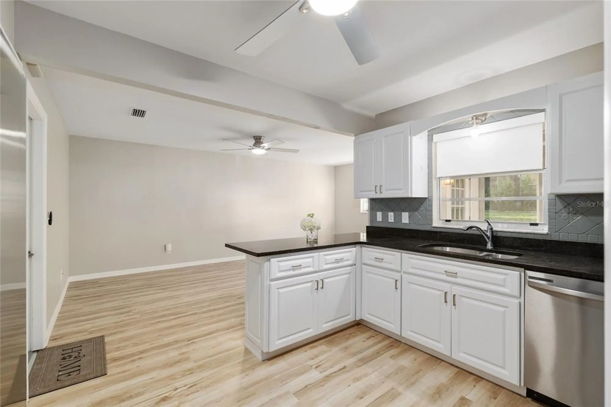 Property Slideshow image 15 of 43 | 8681 sw 93rd pl b, Ocala, FL, 34481