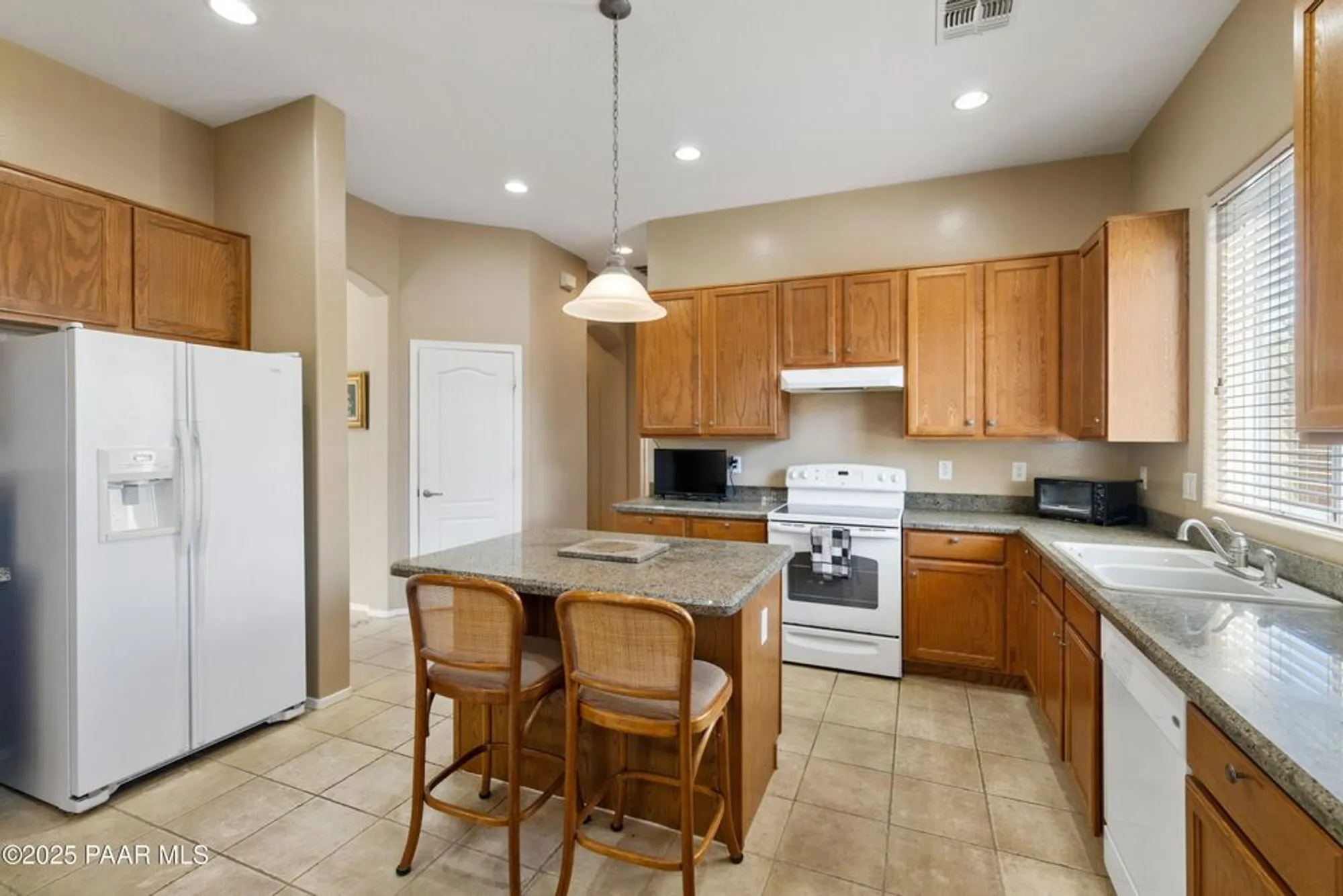 Property Slideshow image 7 of 40 | 8203 n sable way, Prescott Valley, AZ, 86315