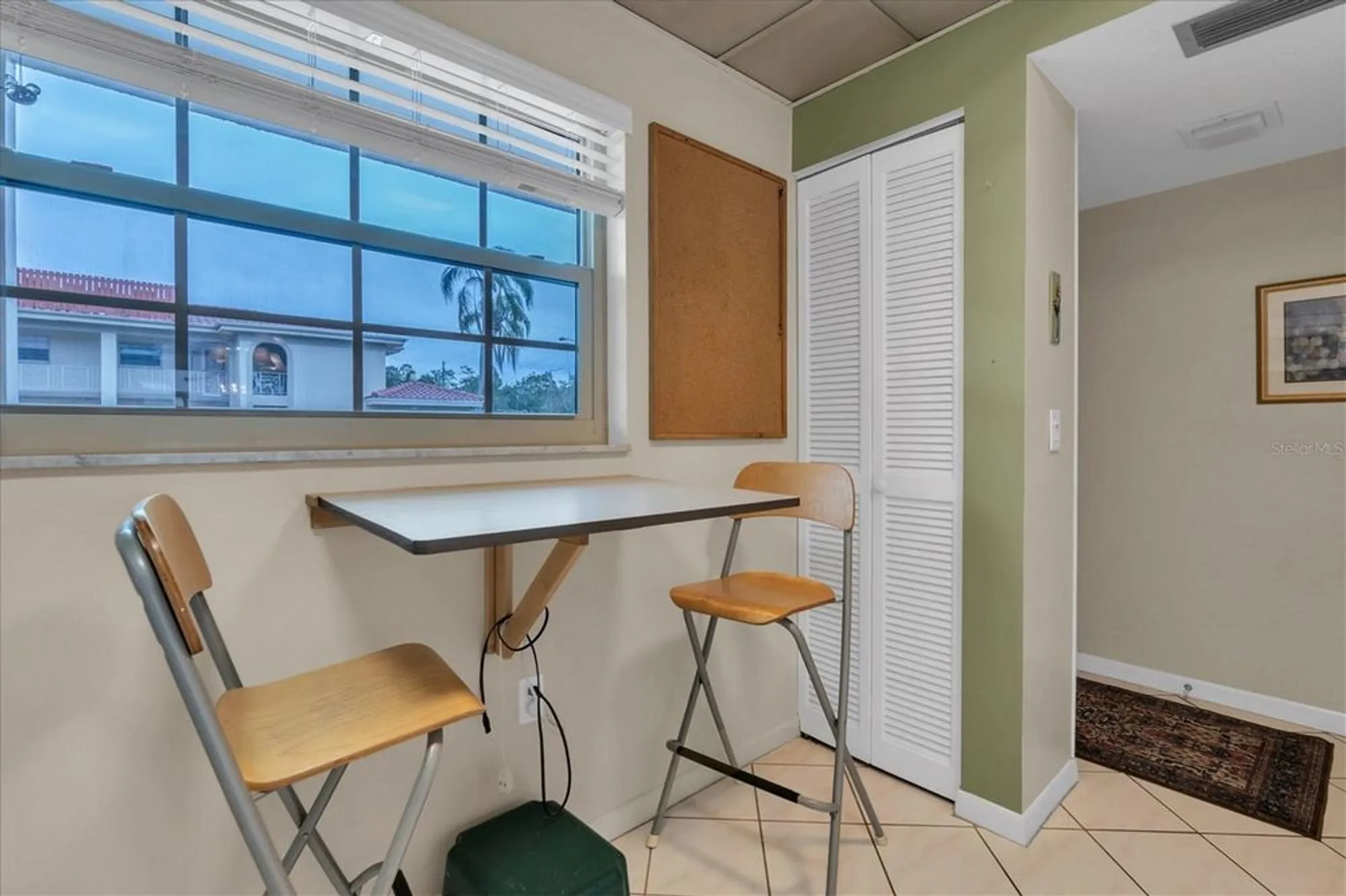 Property Slideshow image 11 of 33 | 19029 us highway 19 n apt 5-1, Clearwater, FL, 33764