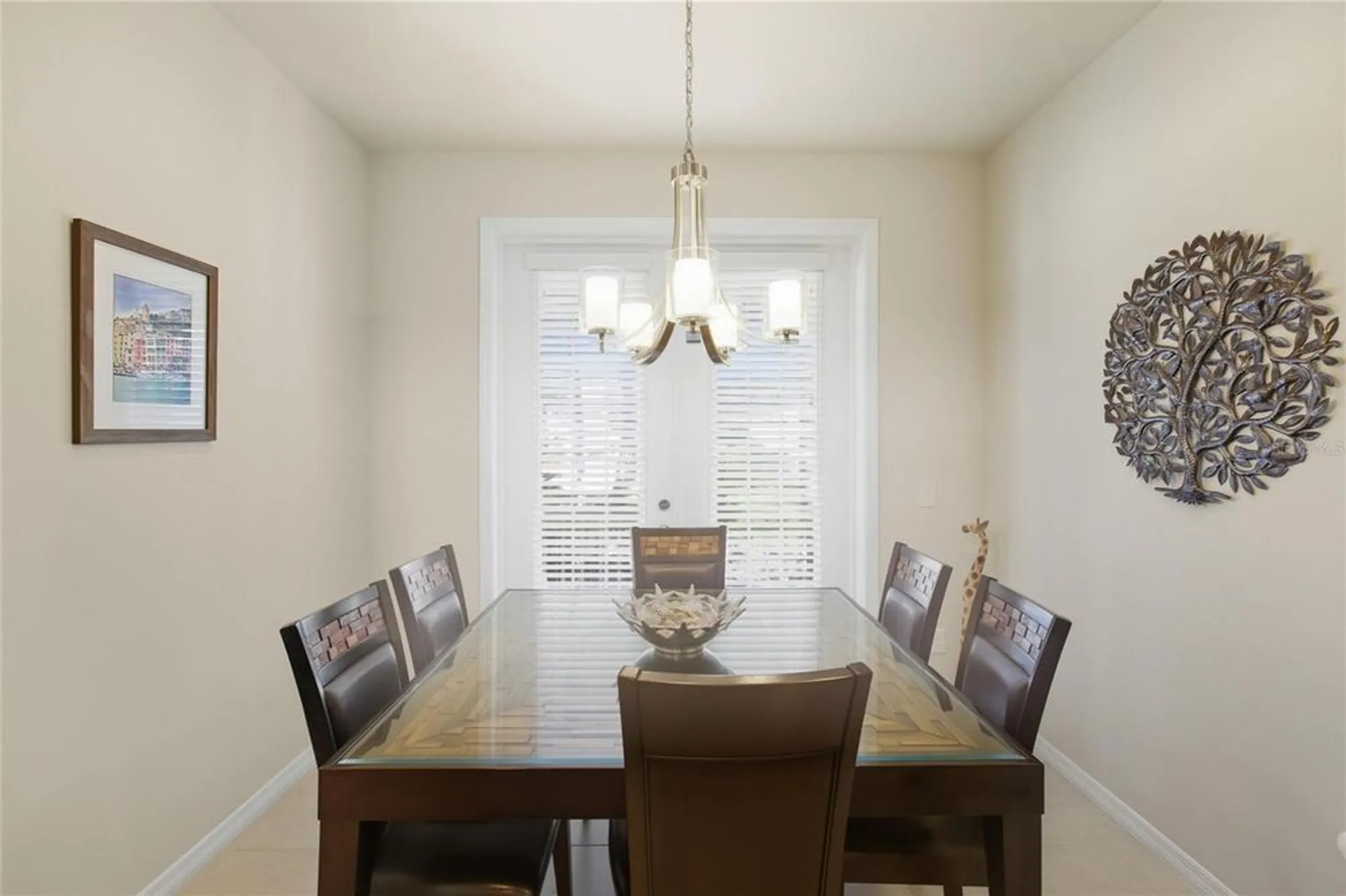 Property Slideshow image 10 of 63 | 6105 granaway ct, Sarasota, FL, 34238