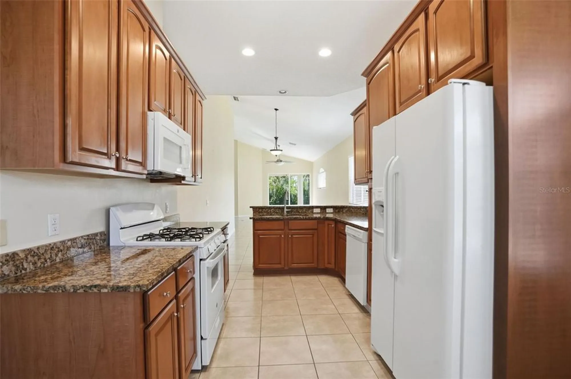 Property Slideshow image 9 of 36 | 6431 wingspan way, Bradenton, FL, 34203