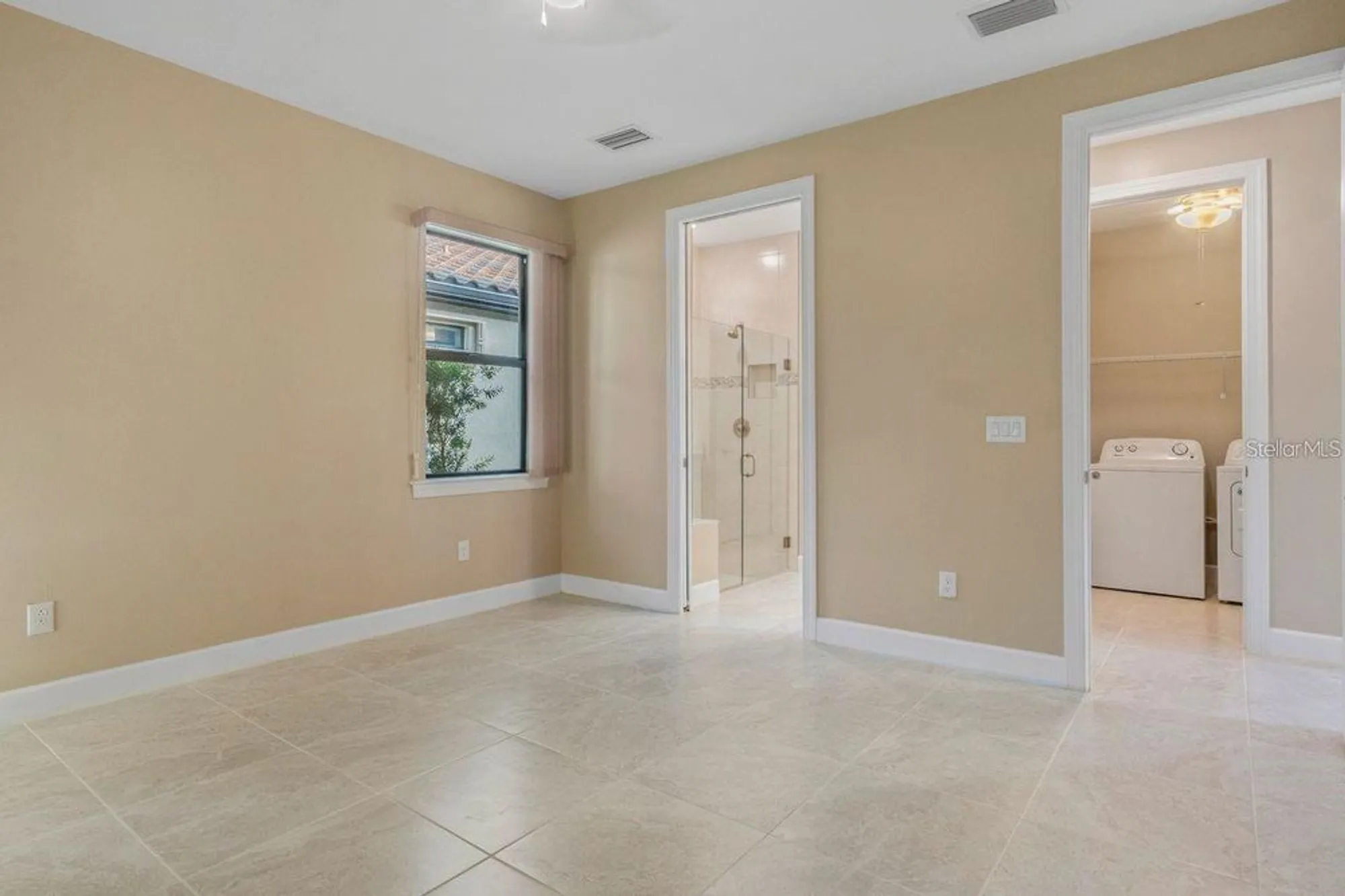 Property Slideshow image 37 of 88 | 1352 raspberry dr, North Port, FL, 34289