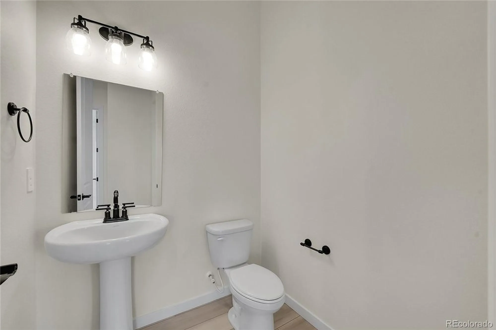 Property Slideshow image 21 of 44 | 8538 s quatar st, Aurora, CO, 80016