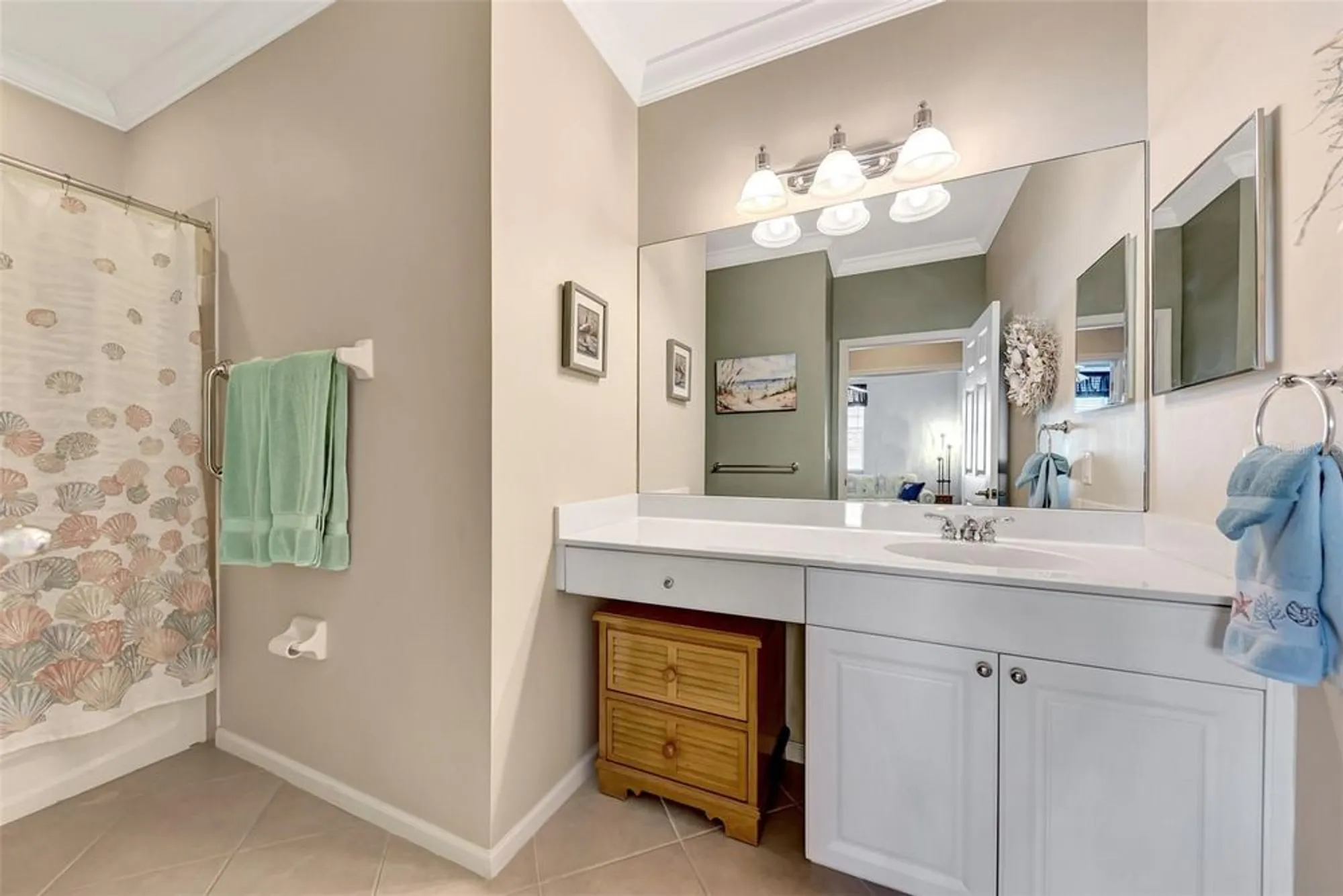 Property Slideshow image 26 of 54 | 3363 grand vista ct unit 203, Port Charlotte, FL, 33953
