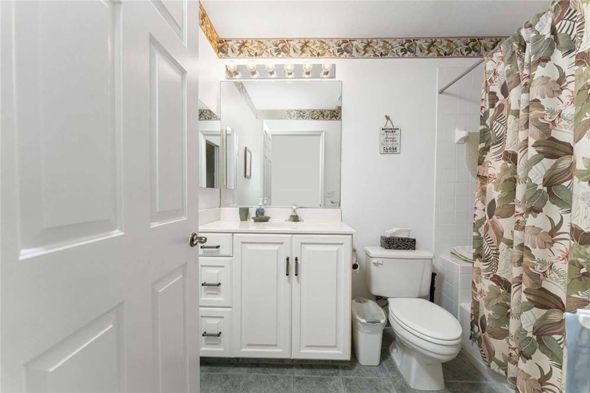 Property Slideshow image 17 of 67 | 14016 willow glen ct 112, Port Charlotte, FL, 33953