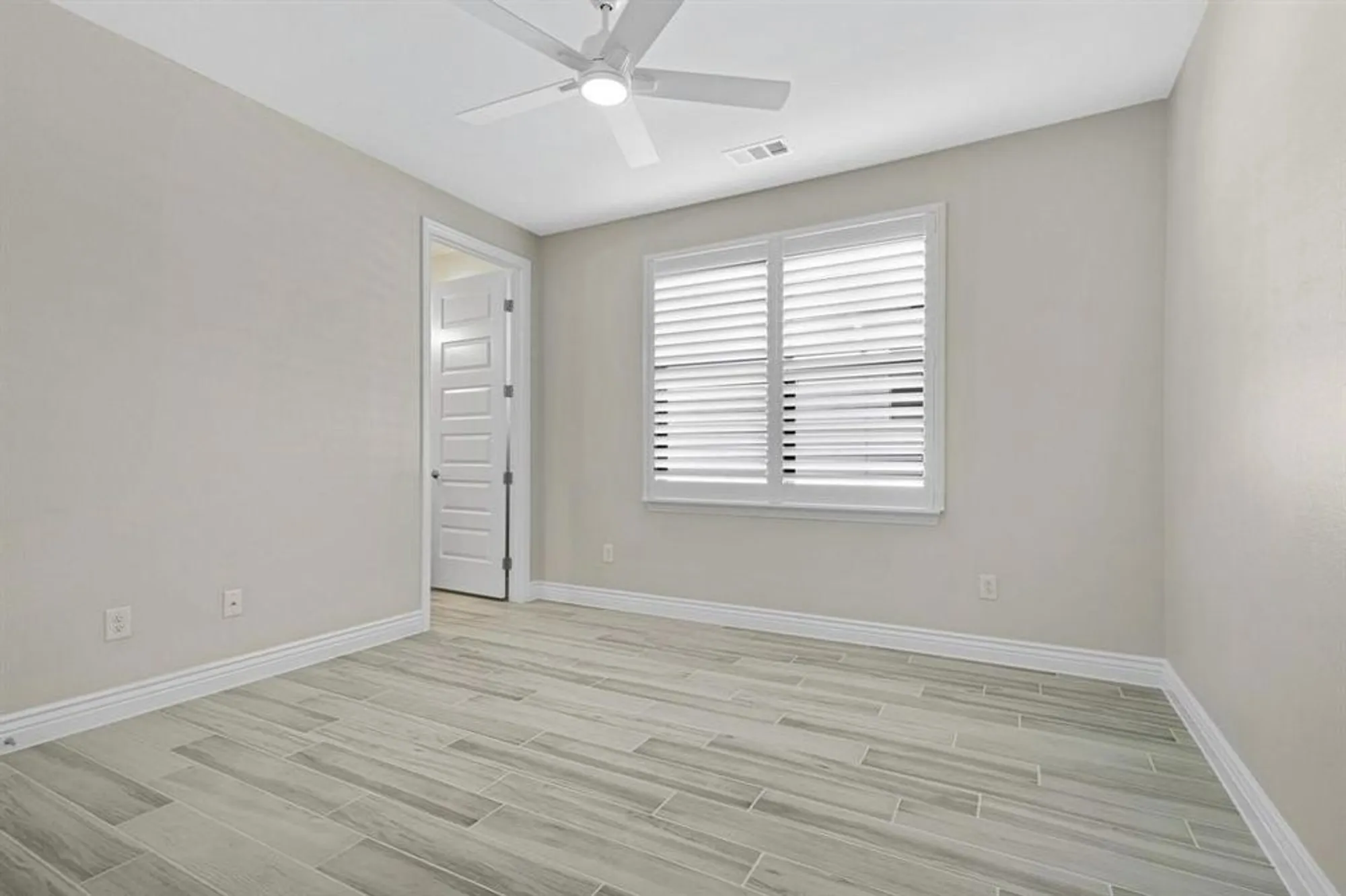 Property Slideshow image 21 of 29 | 12521 copper ore way, Denton, TX, 76207