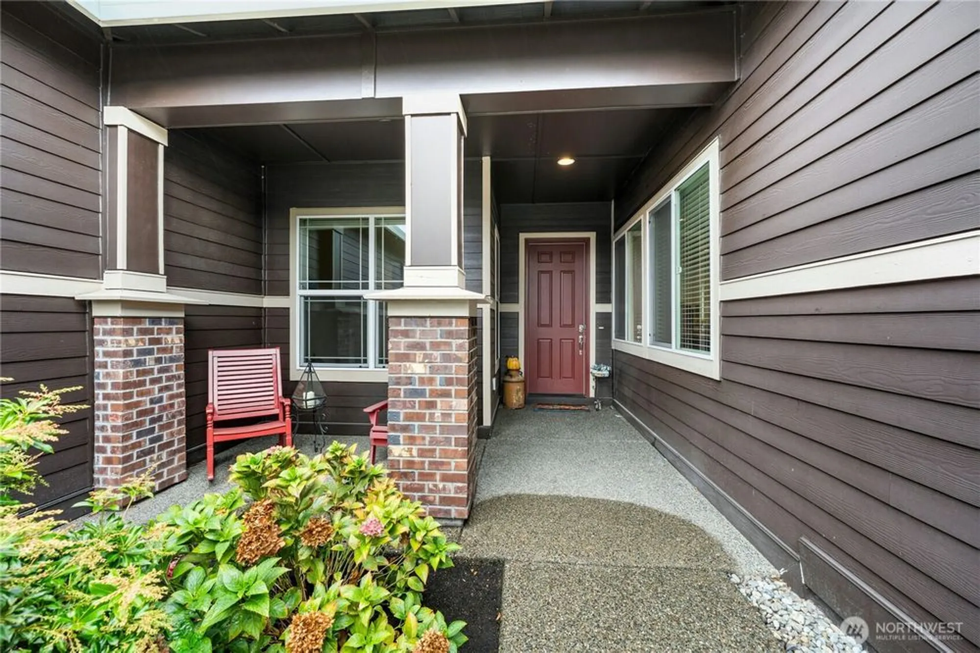 Property Slideshow image 34 of 38 | 5206 waldron dr, Lacey, WA, 98516