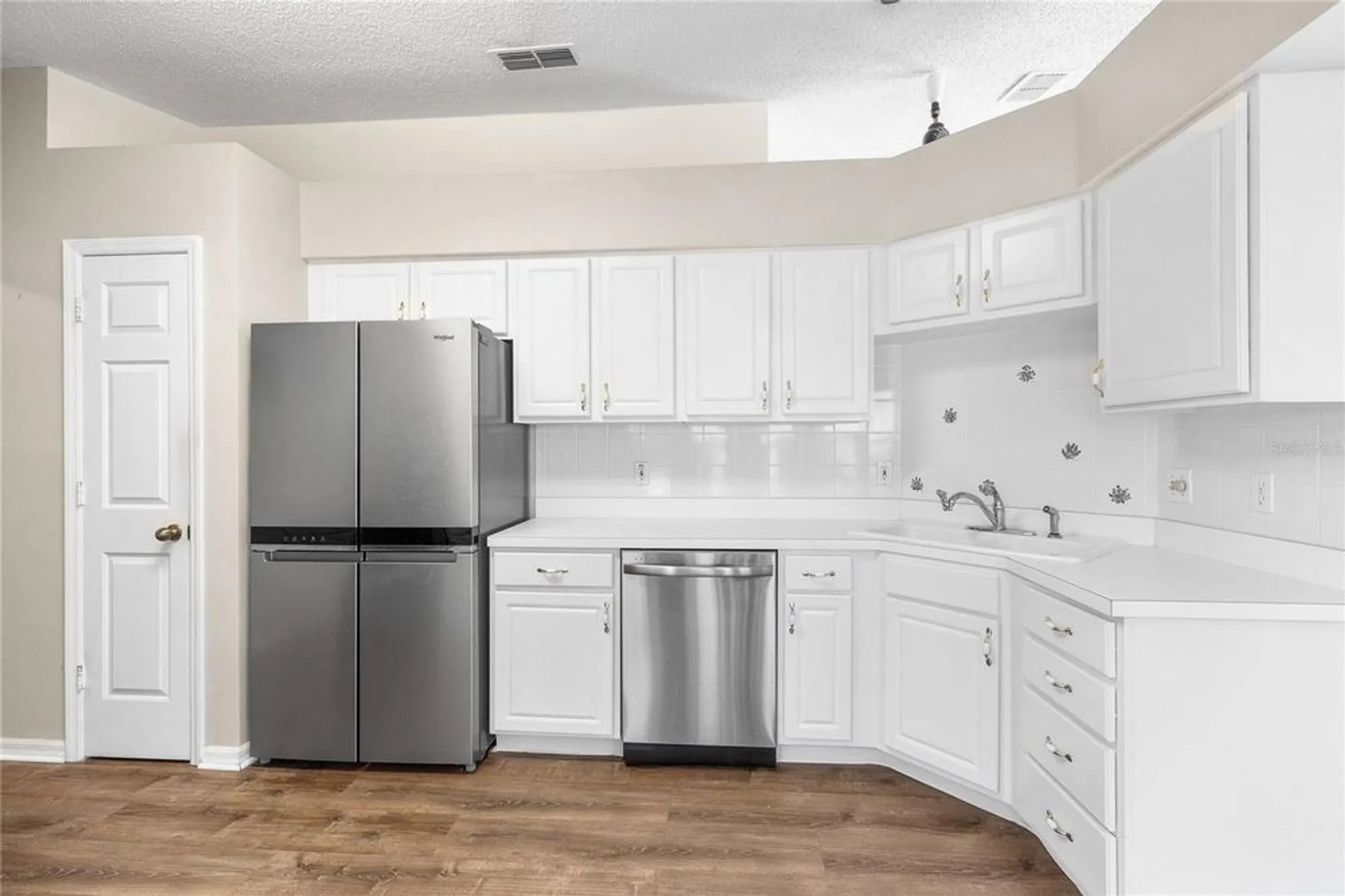 Property Slideshow image 9 of 32 | 4644 river ridge dr, Leesburg, FL, 34748