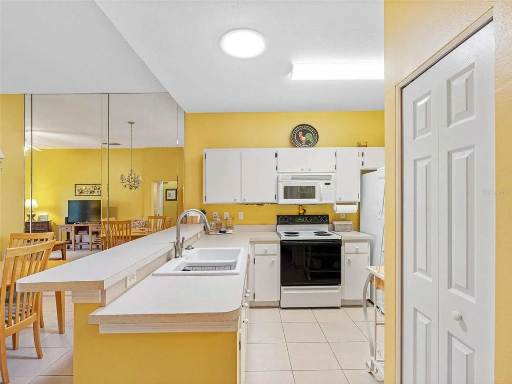Property Slideshow image 7 of 48 | 2618 newcomb ct # 12, Sun City Center, FL, 33573